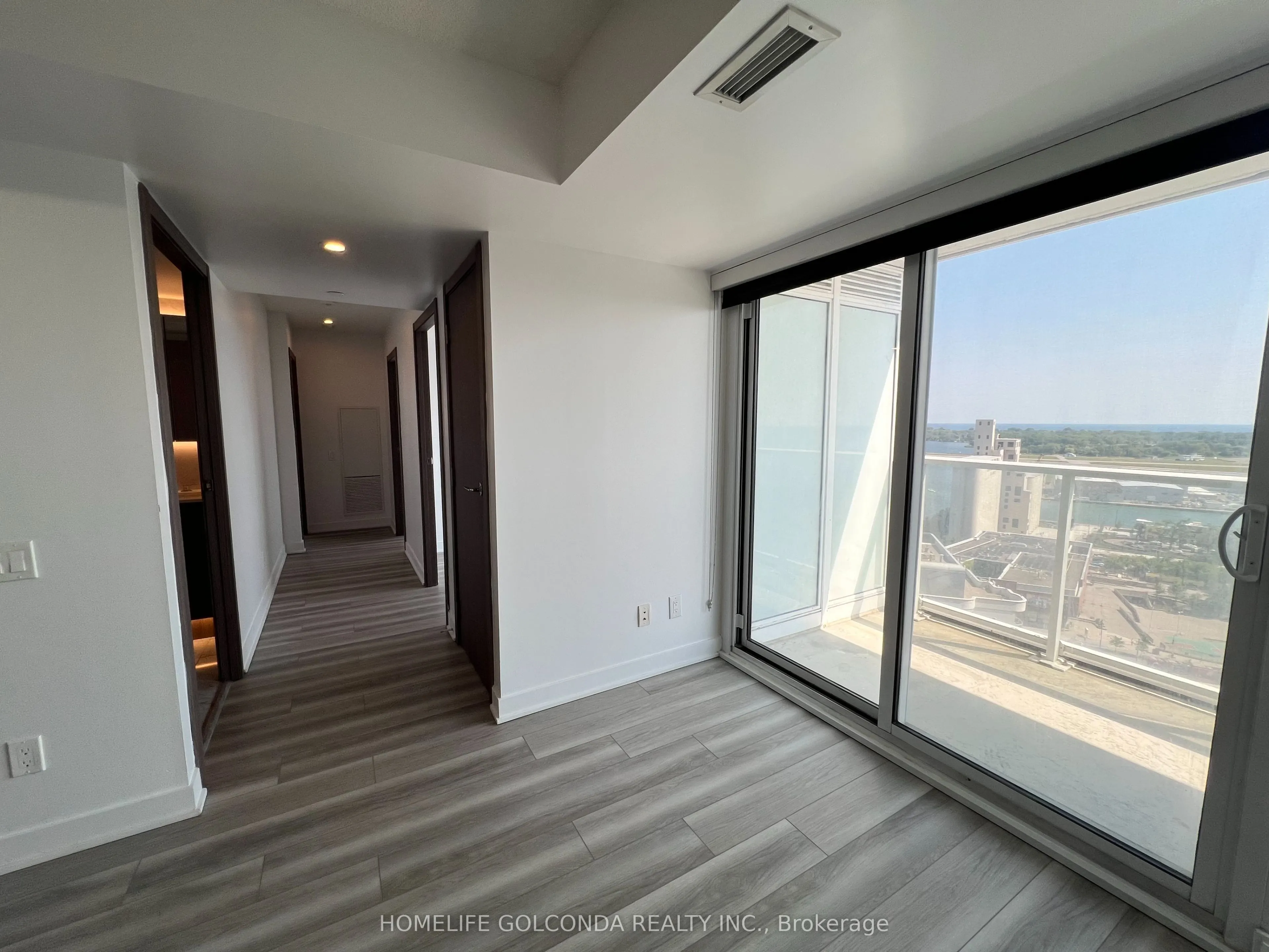 17 Bathurst Street, #2515