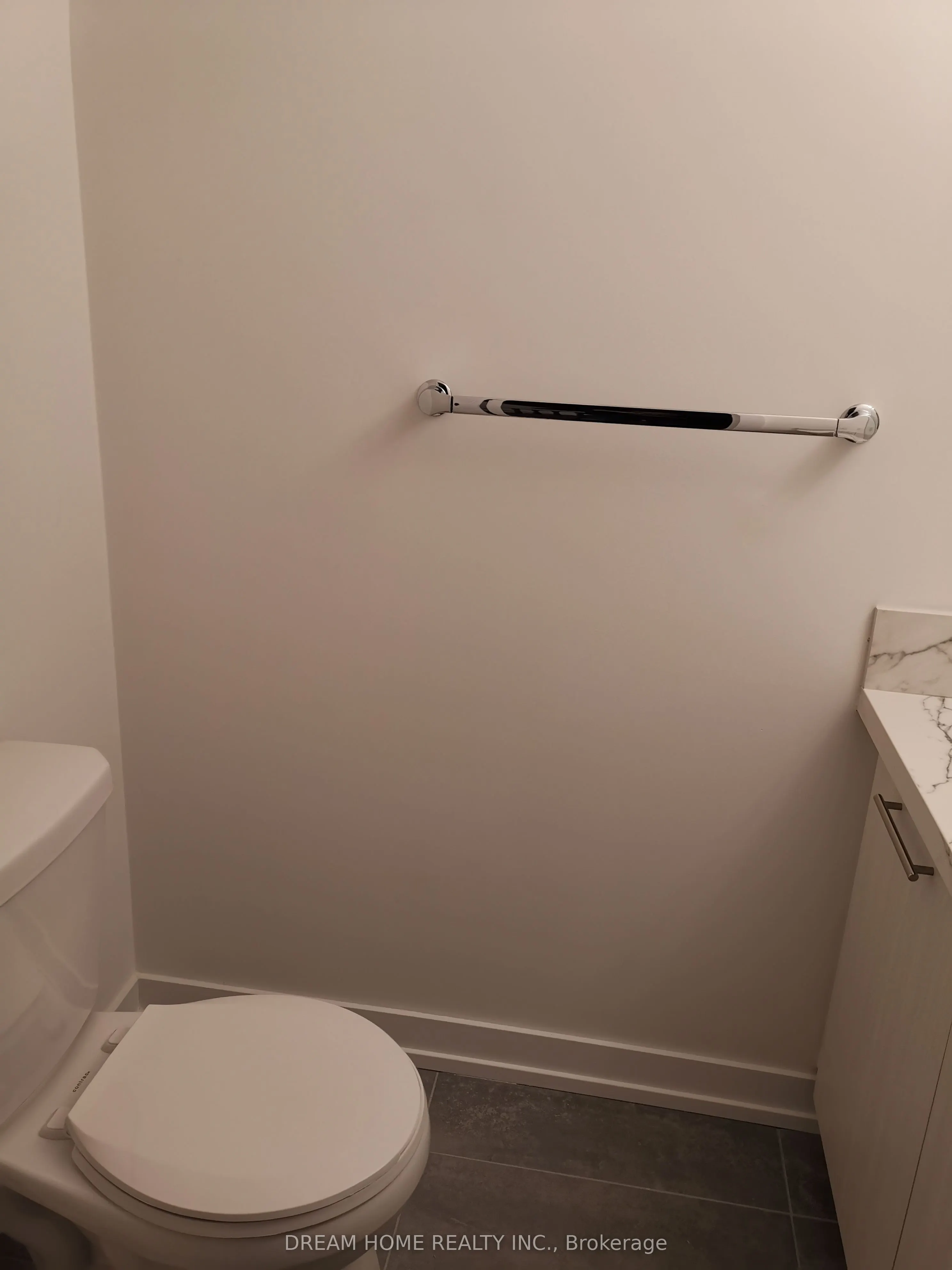 871 Sheppard Avenue W, #32