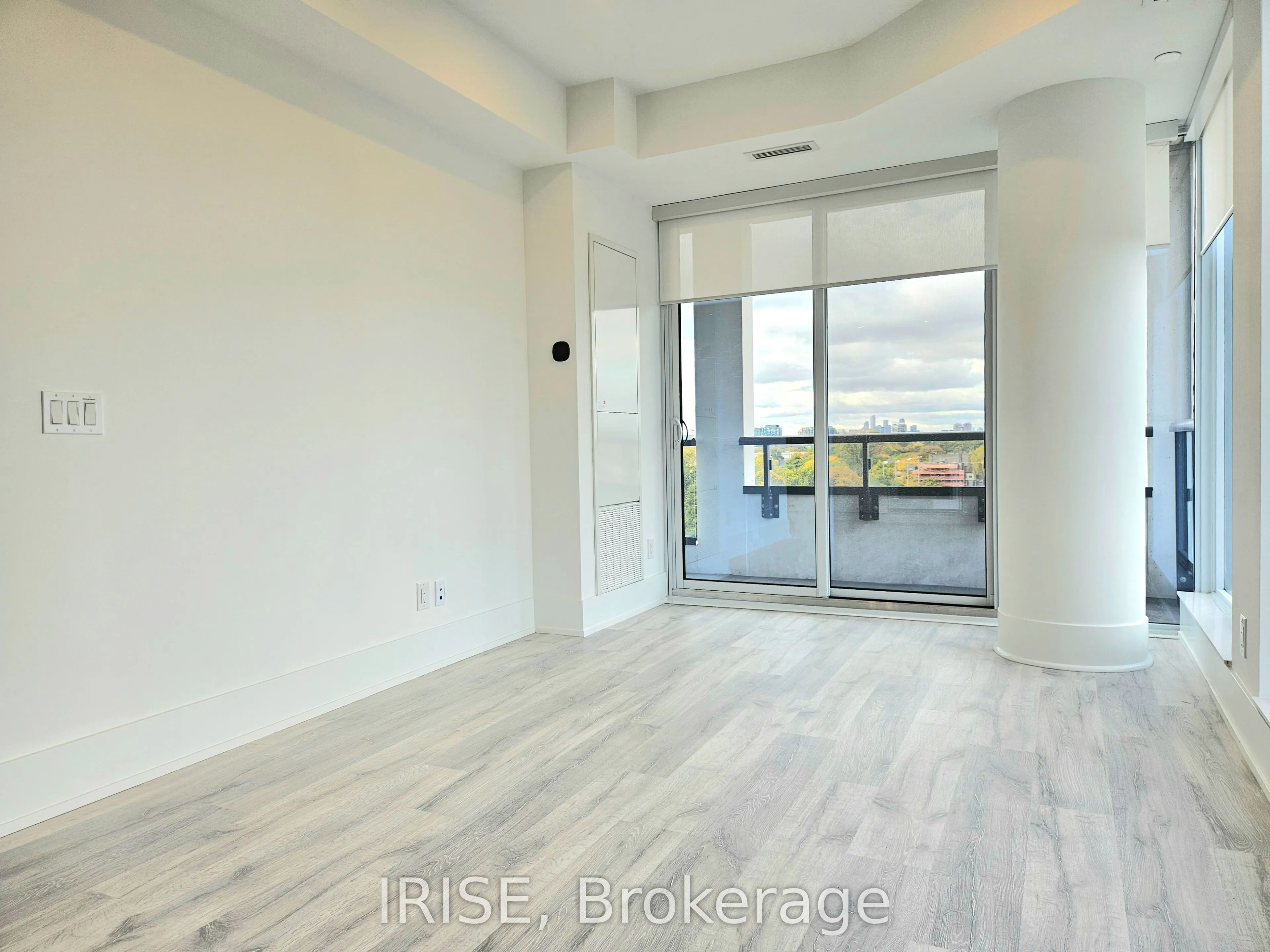 115 Denison Avenue, #812