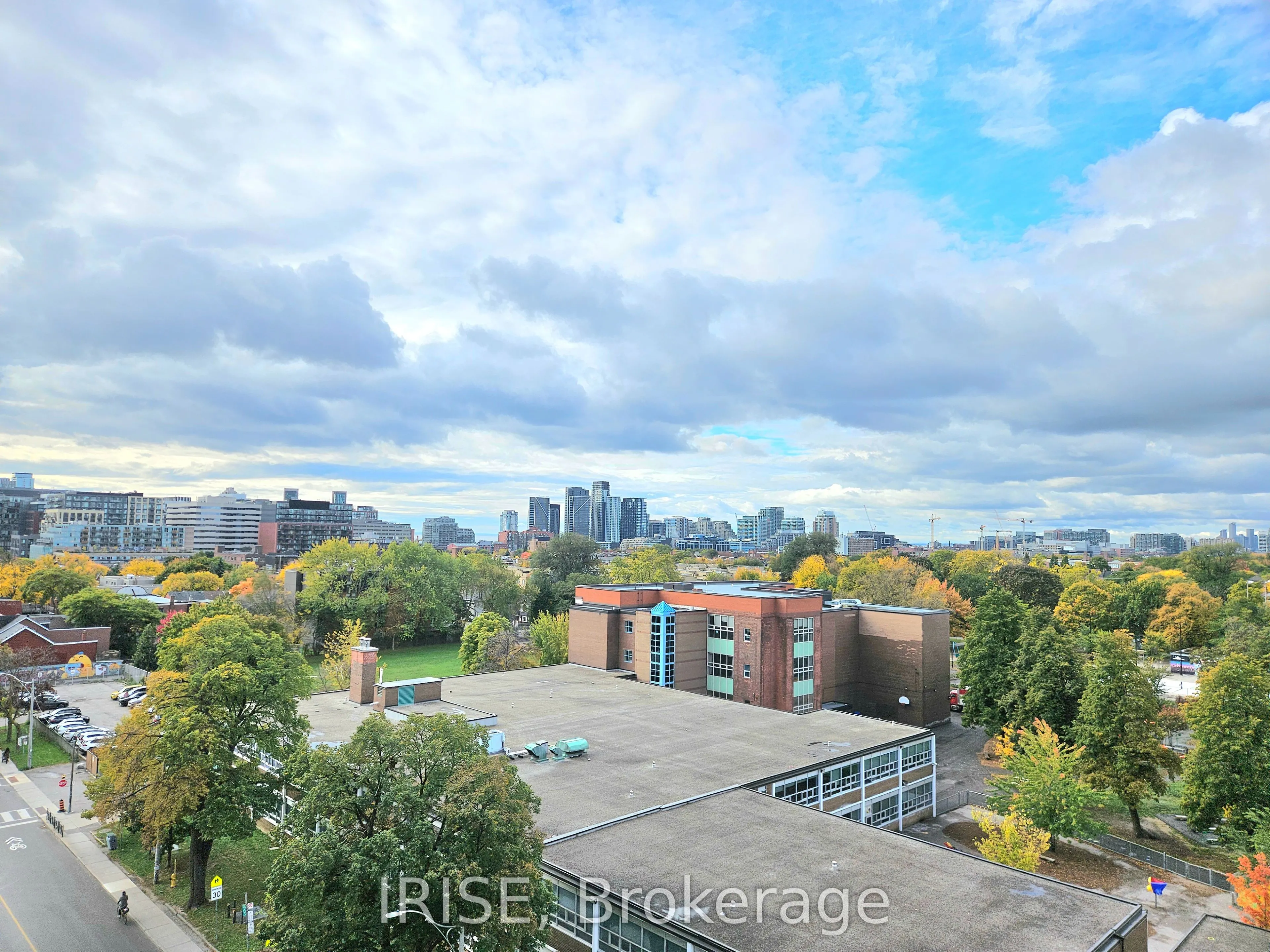 115 Denison Avenue, #812