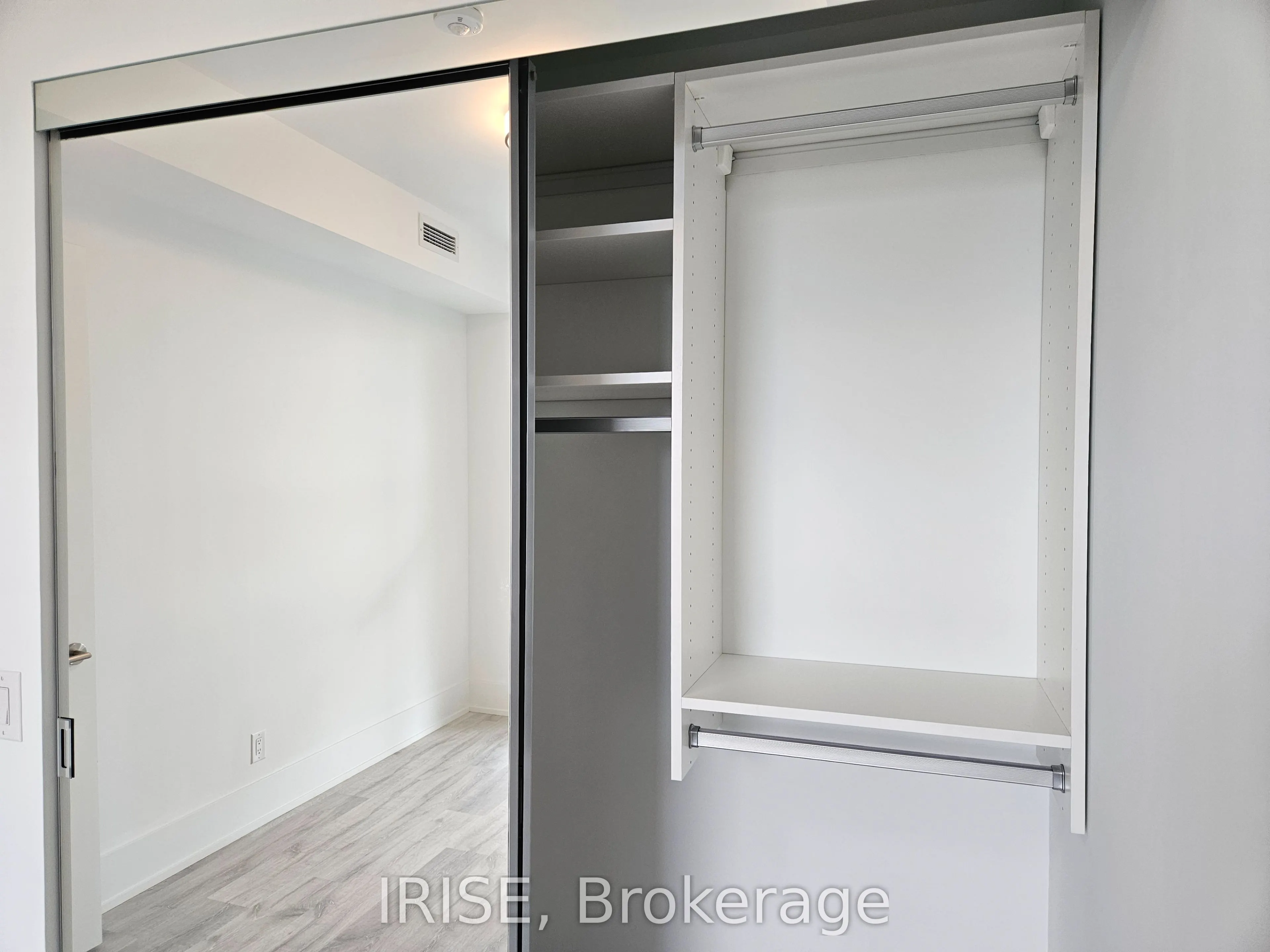 115 Denison Avenue, #812