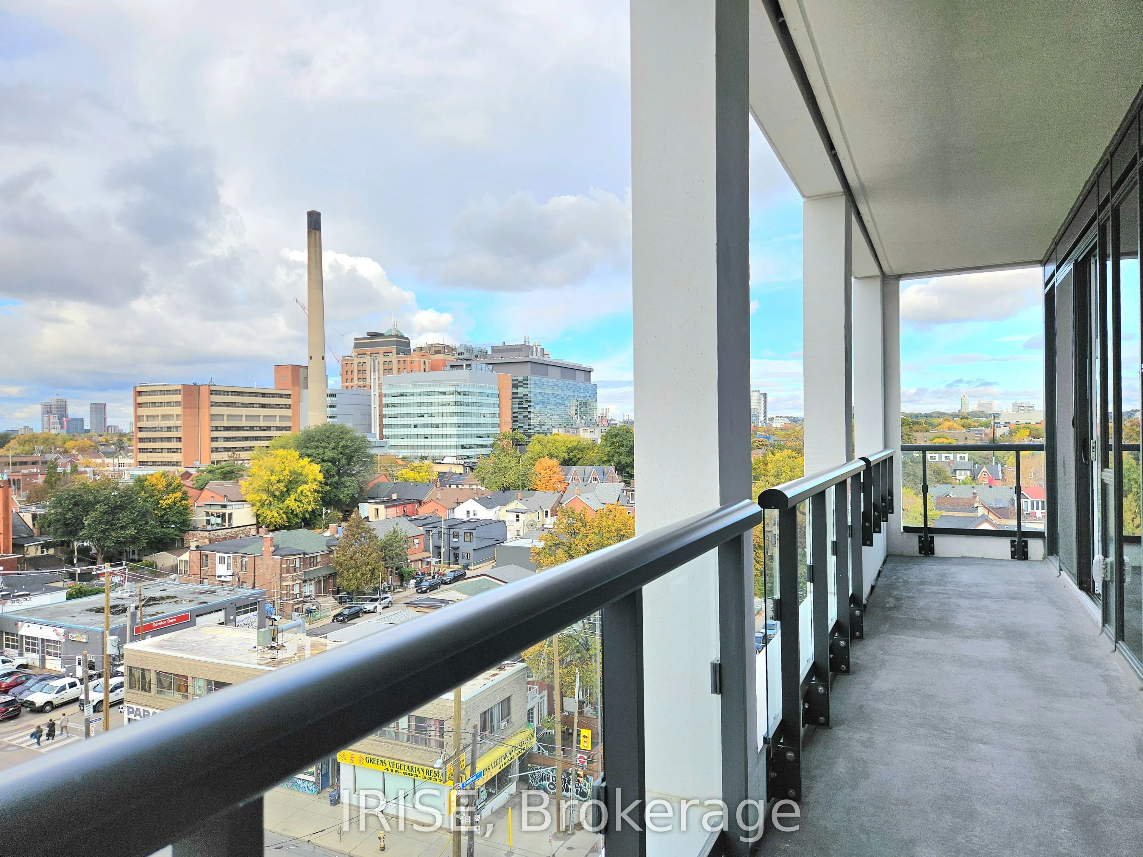 115 Denison Avenue, #812