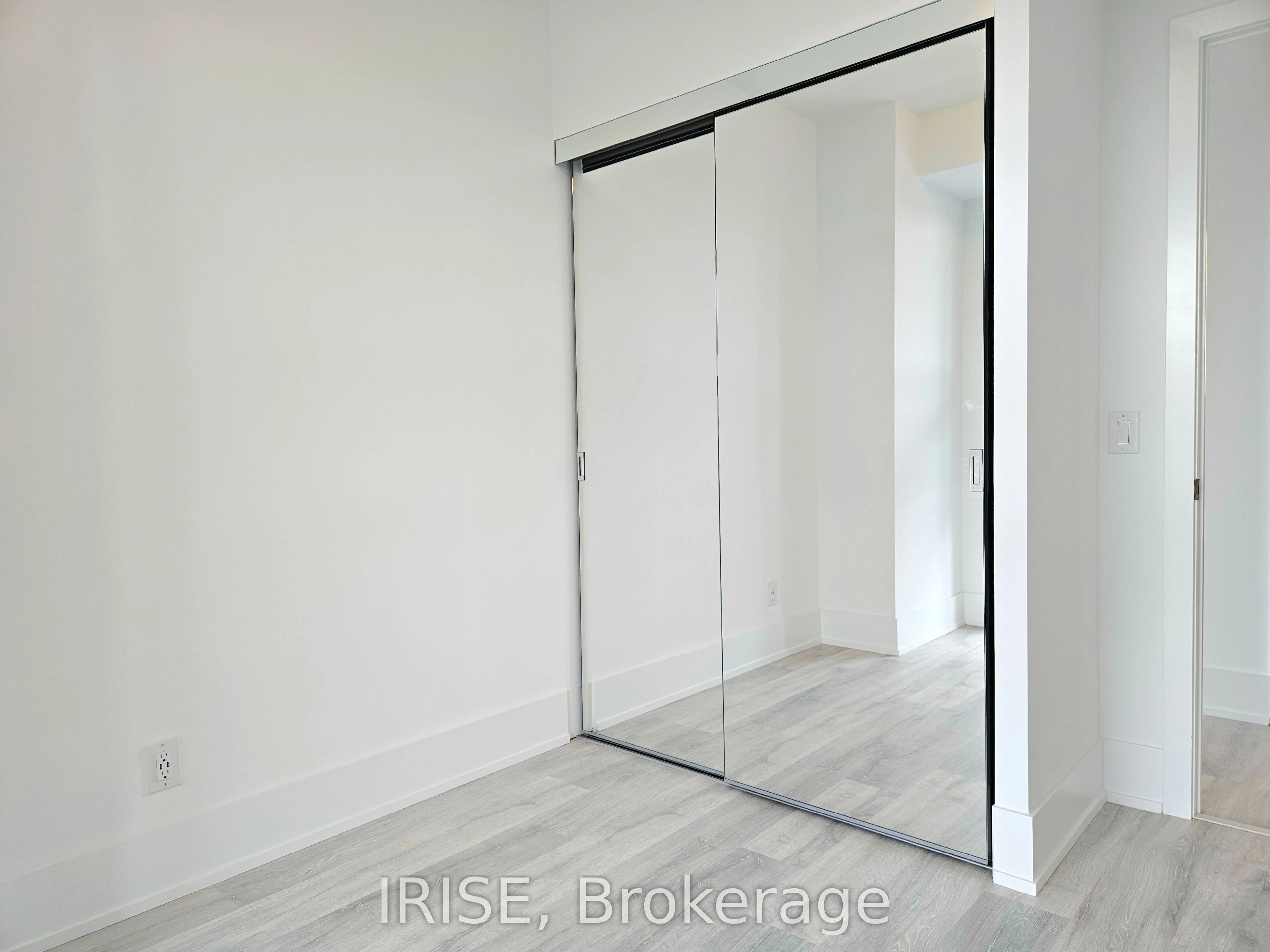 115 Denison Avenue, #812