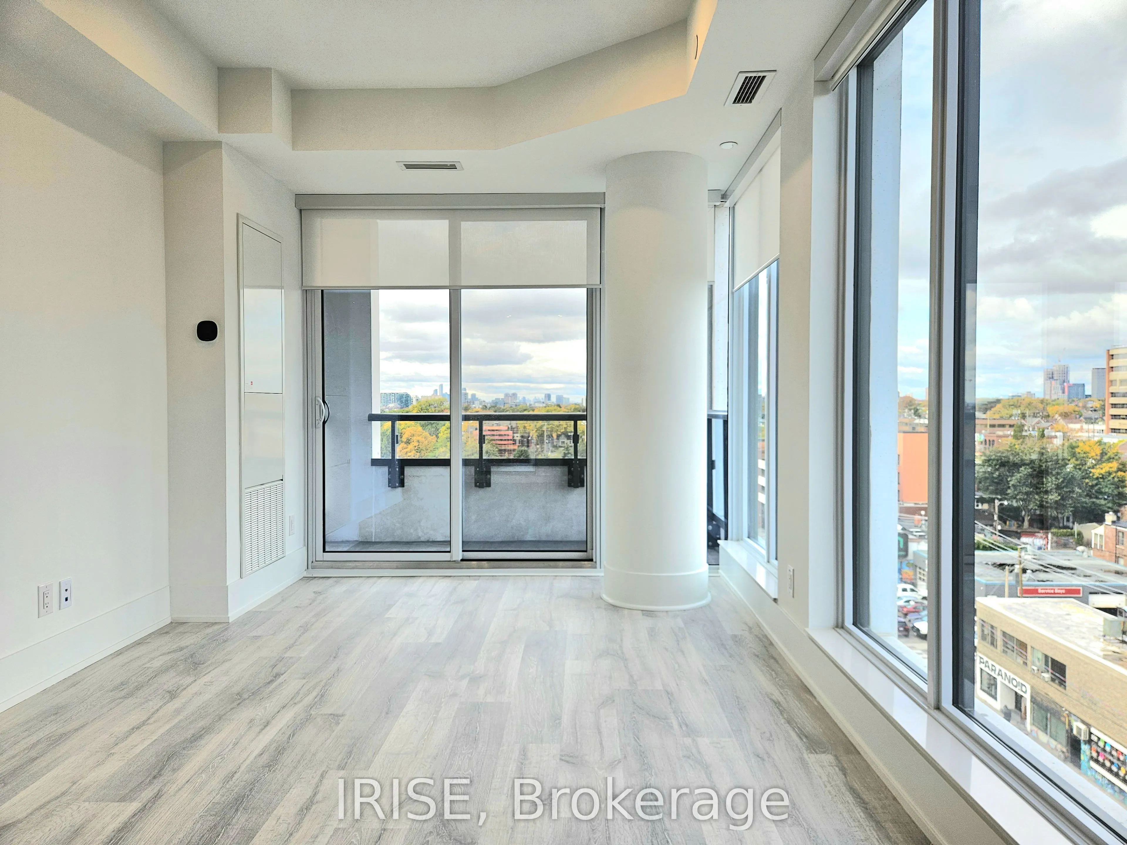 115 Denison Avenue, #812