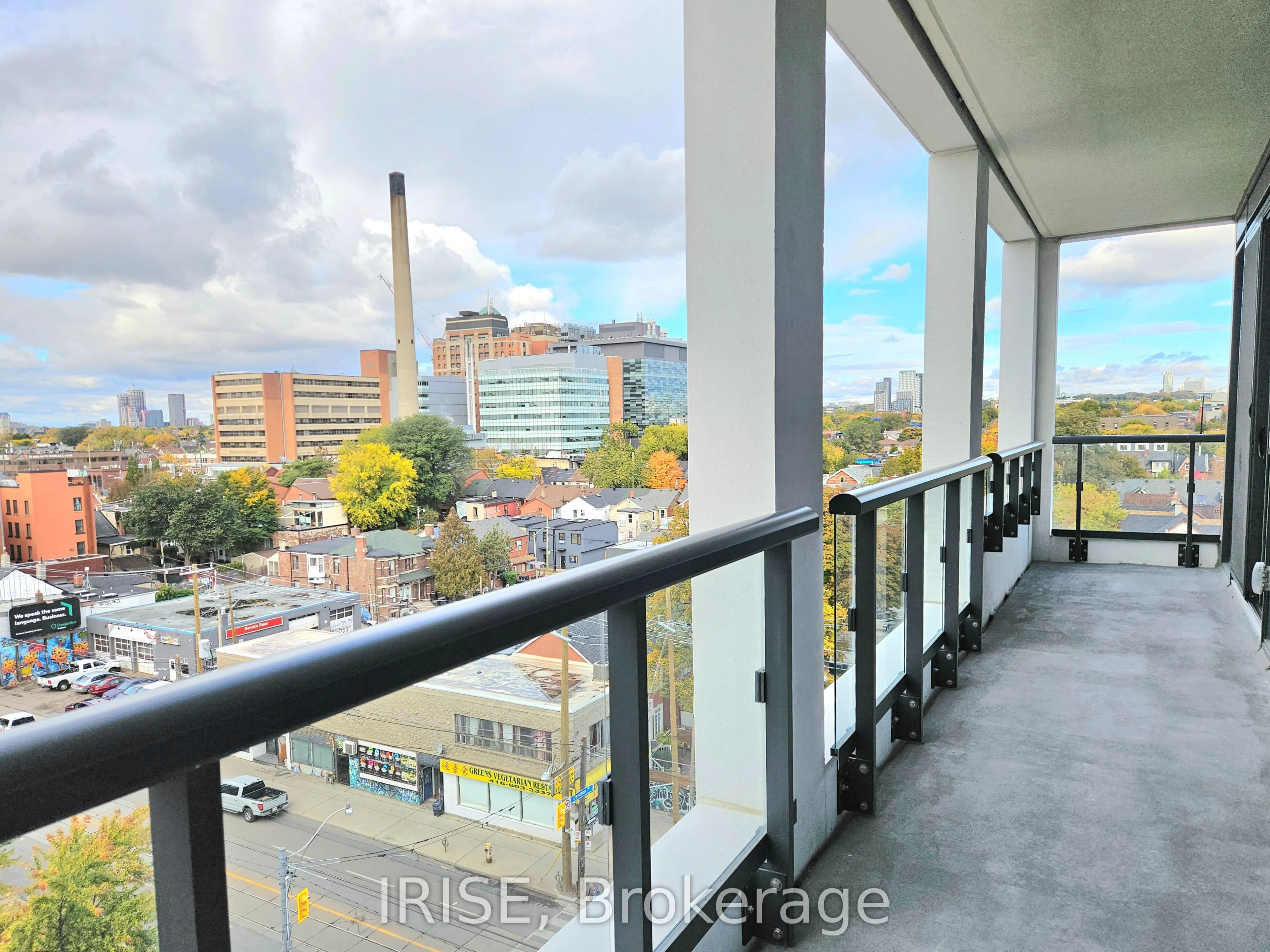 115 Denison Avenue, #812