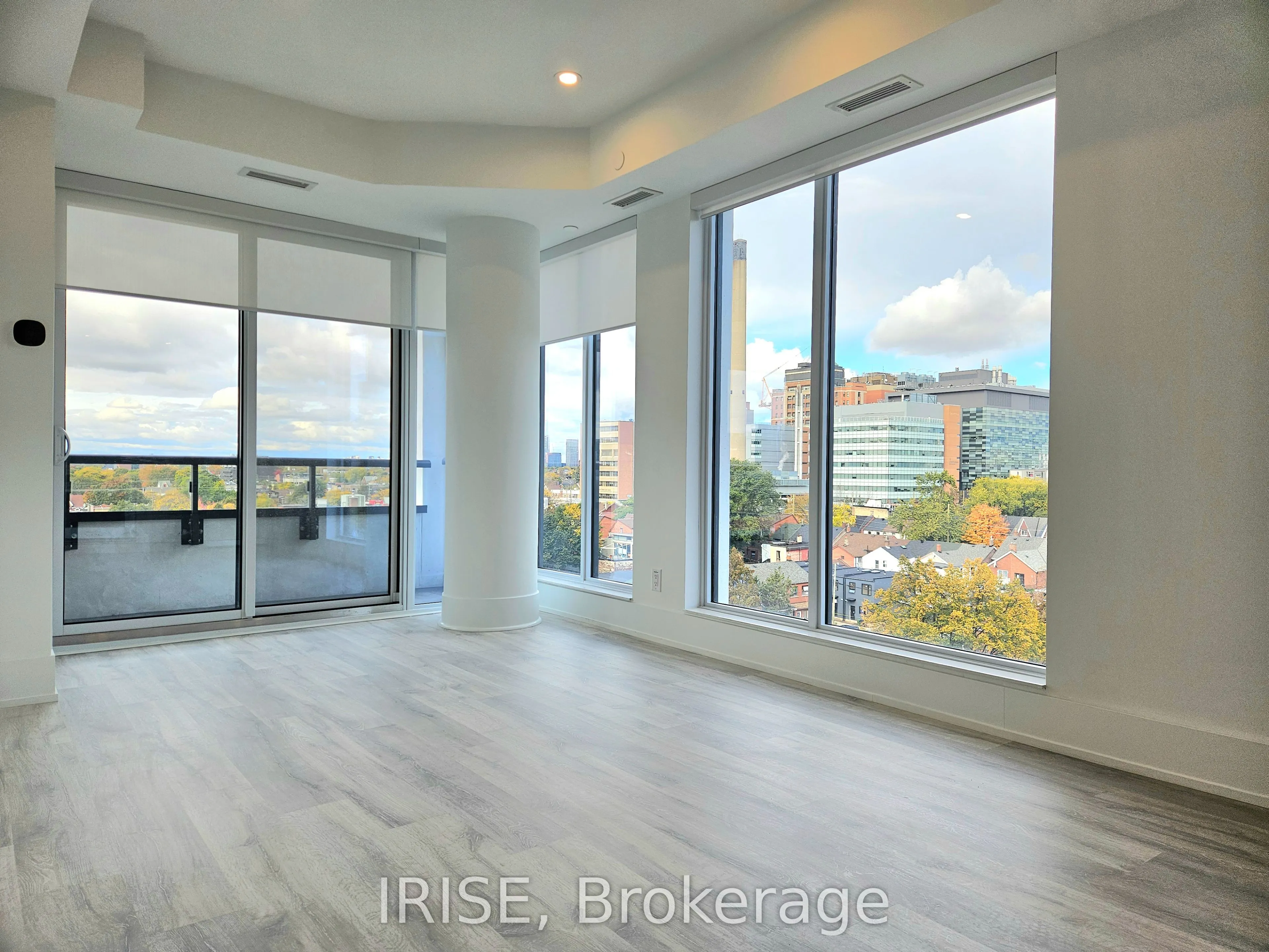 115 Denison Avenue, #812