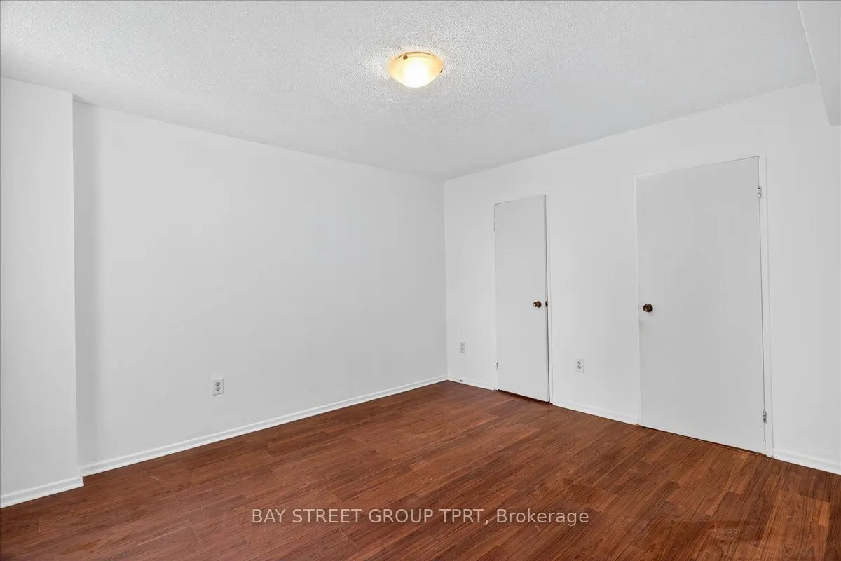 350 Seneca Hill Drive, #504