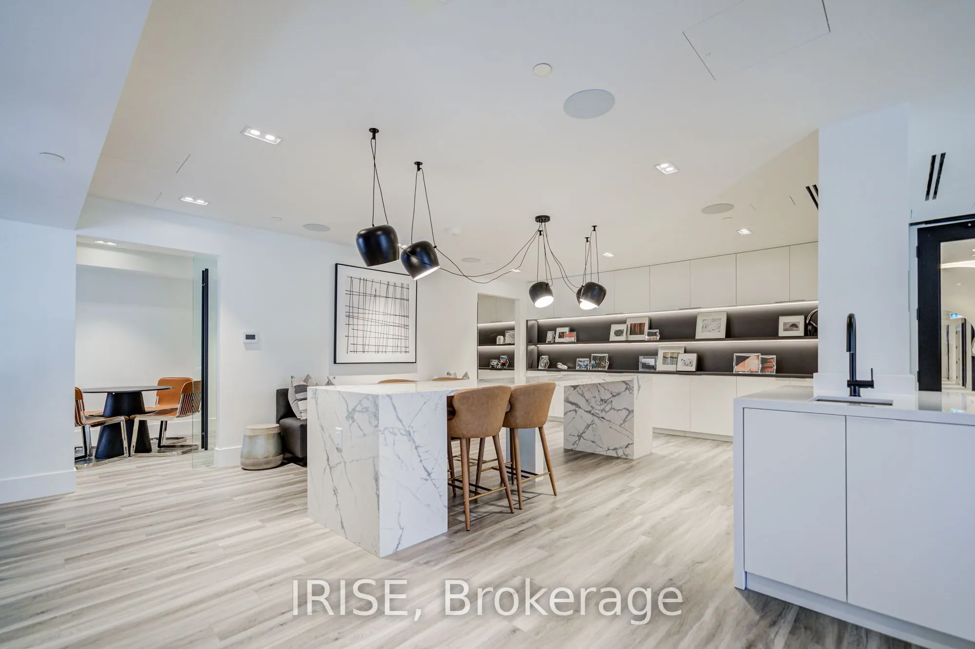 115 Denison Avenue, #611