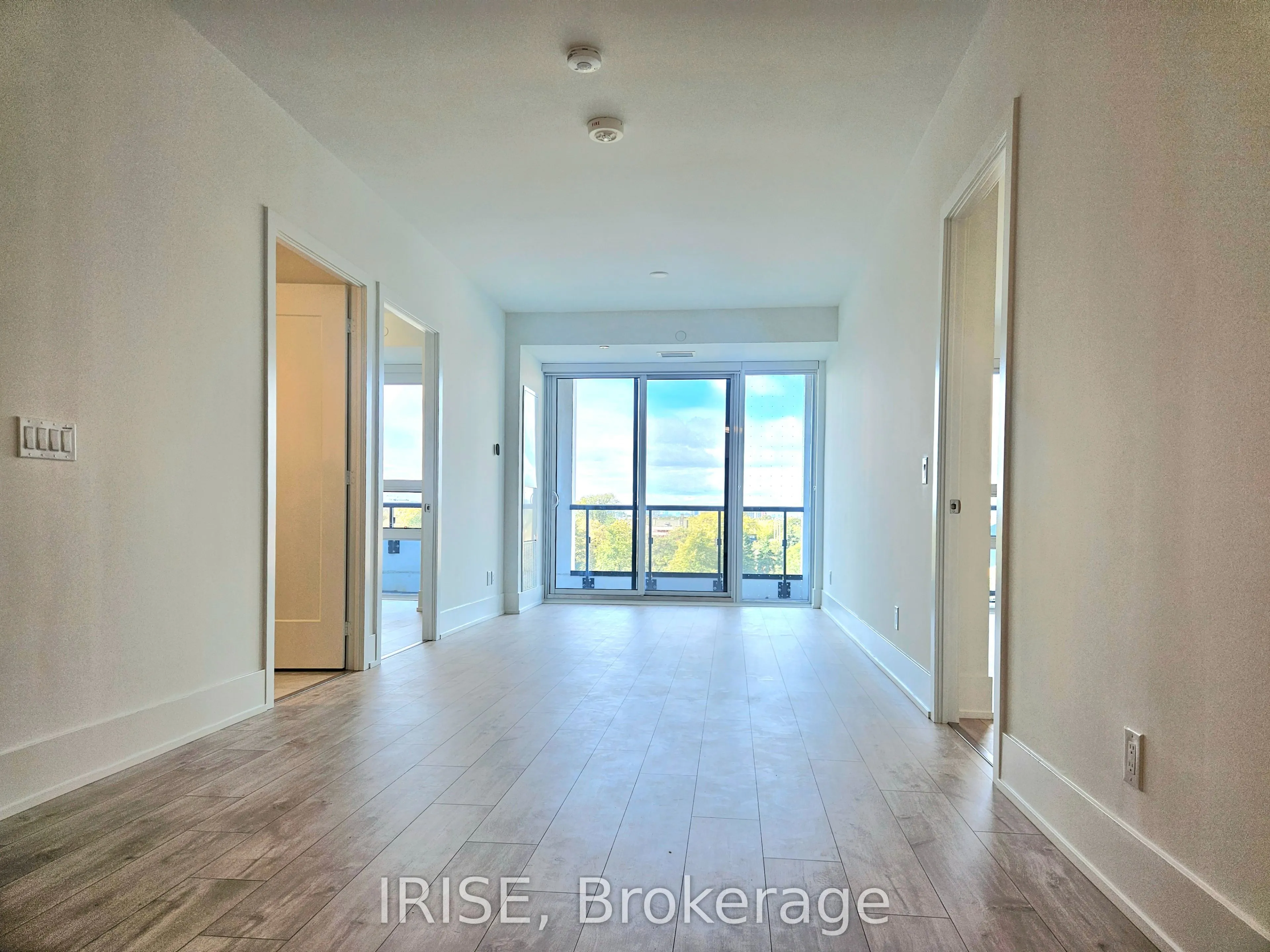 115 Denison Avenue, #611