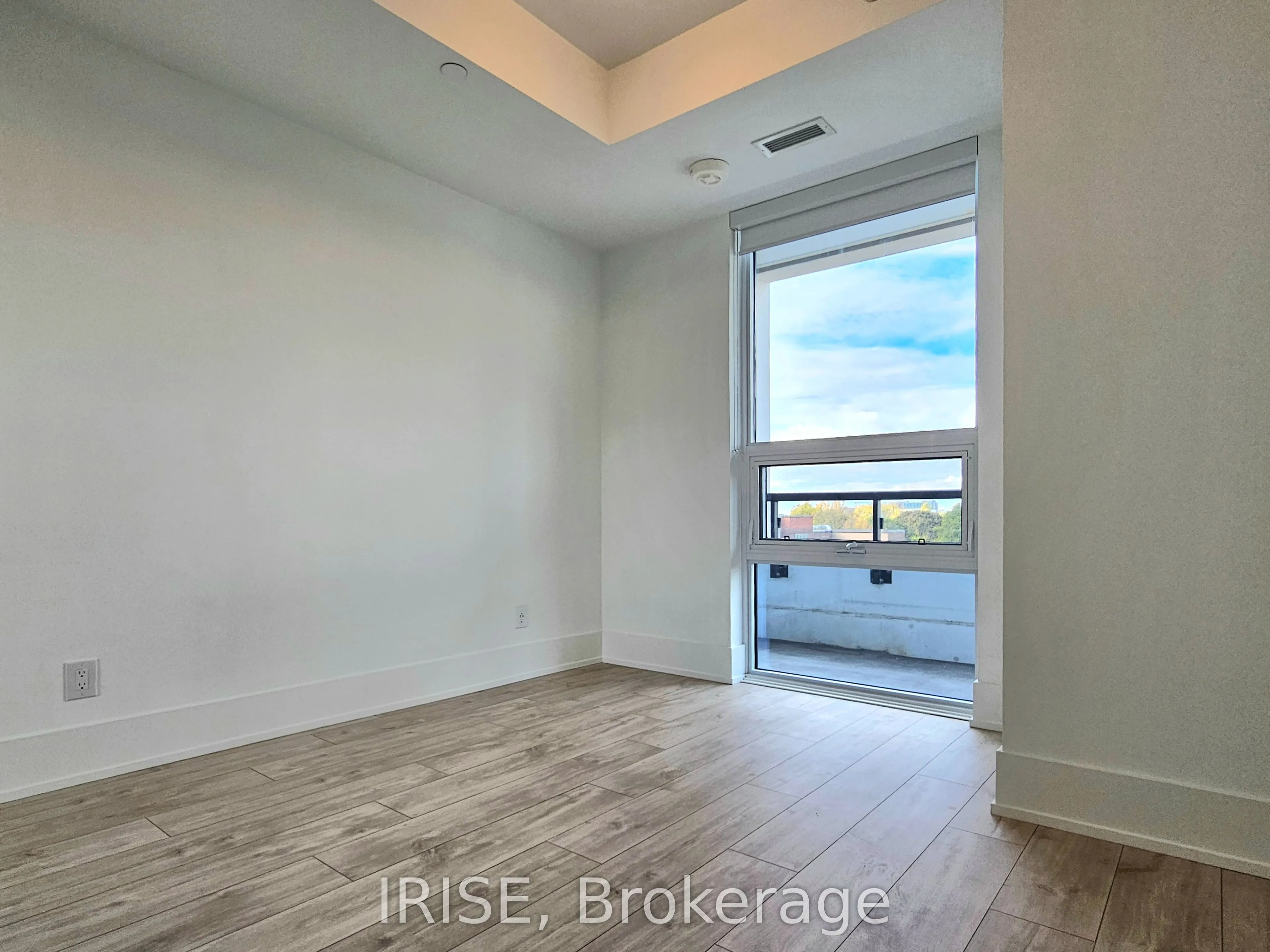 115 Denison Avenue, #611