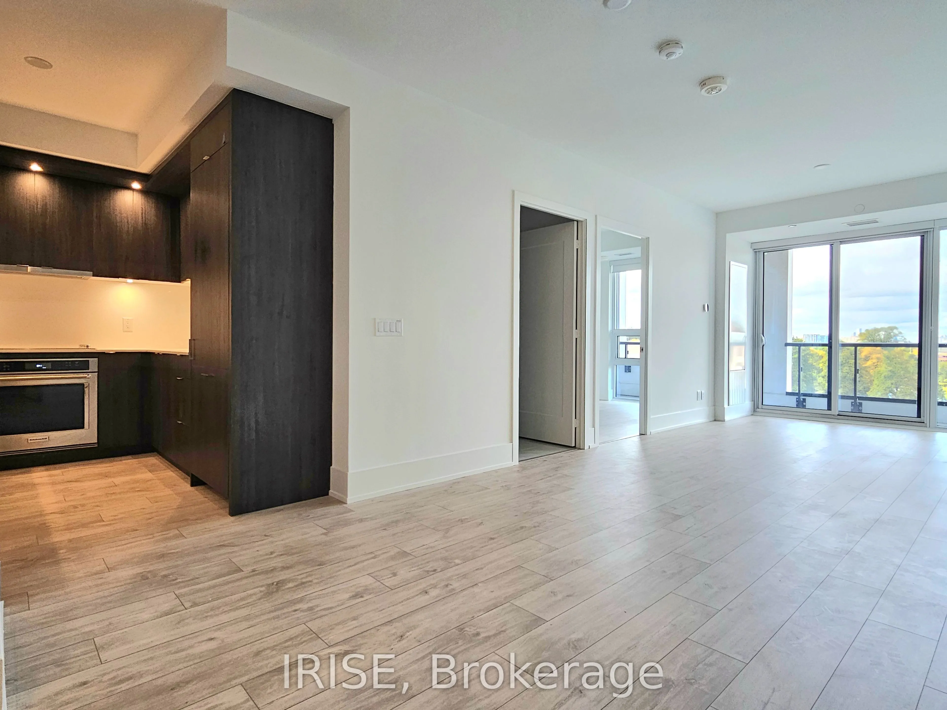 115 Denison Avenue, #611