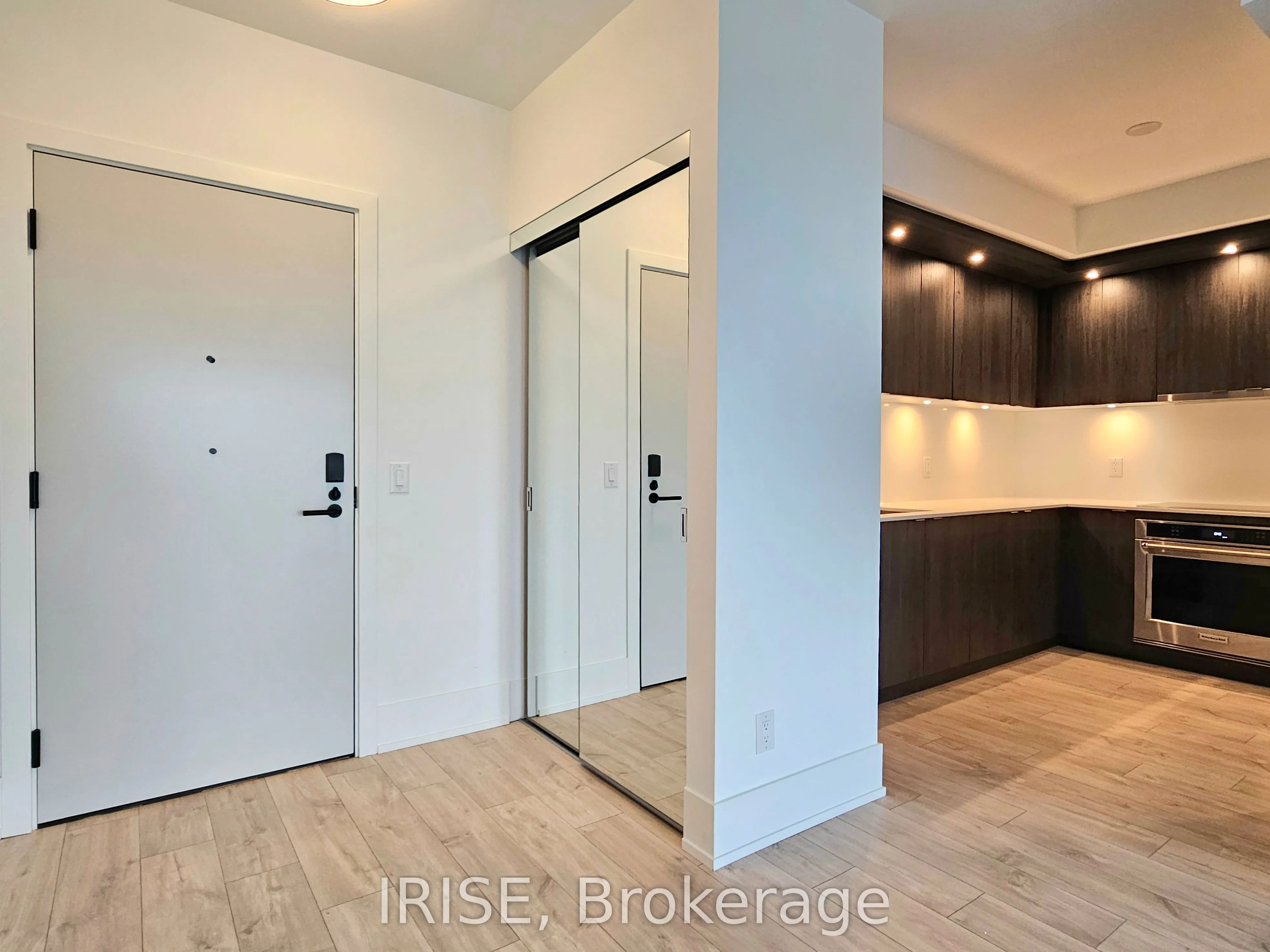 115 Denison Avenue, #611