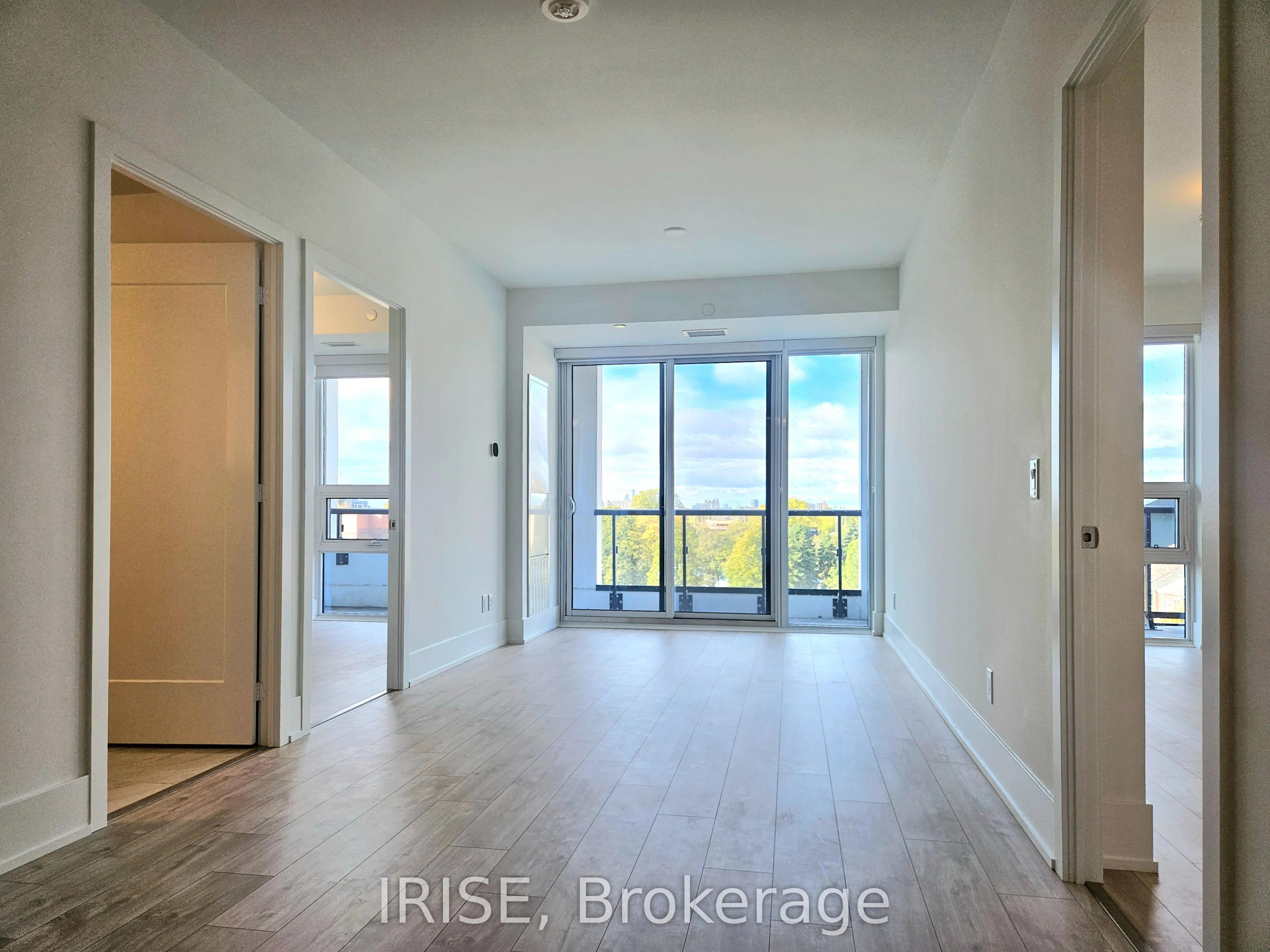 115 Denison Avenue, #611