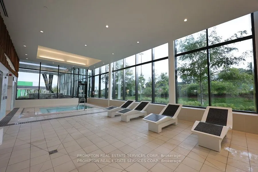 85 Mcmahon Drive, #1507