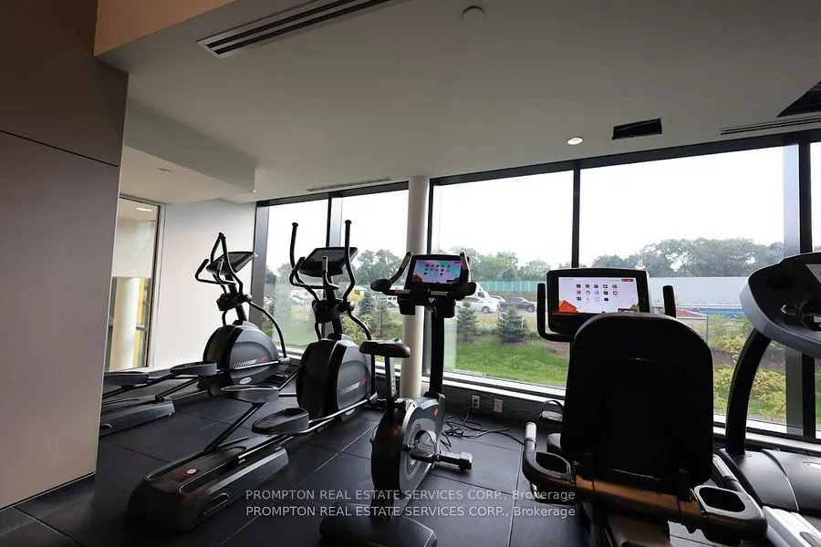 85 Mcmahon Drive, #1507