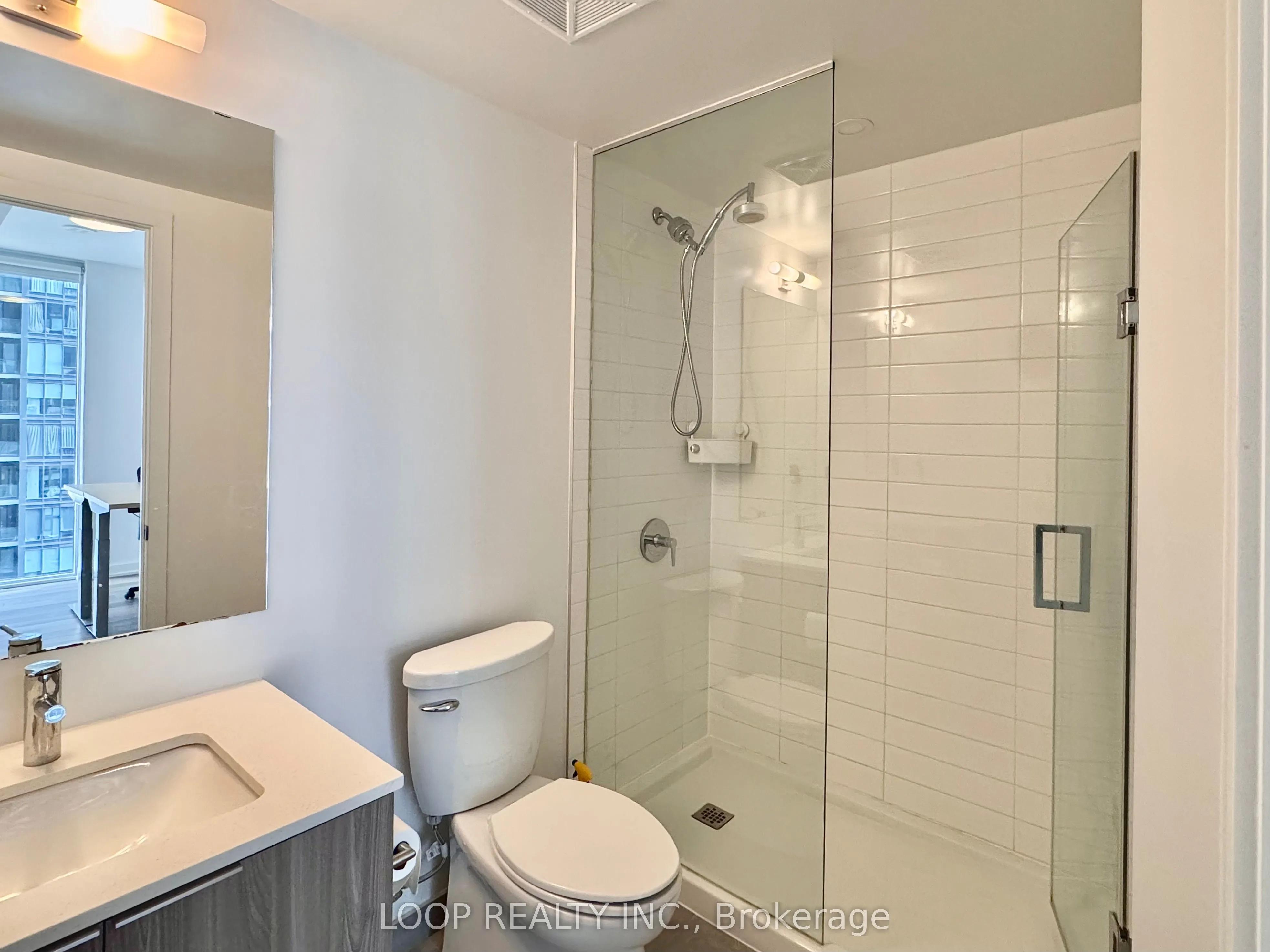 357 King Street W, #1308