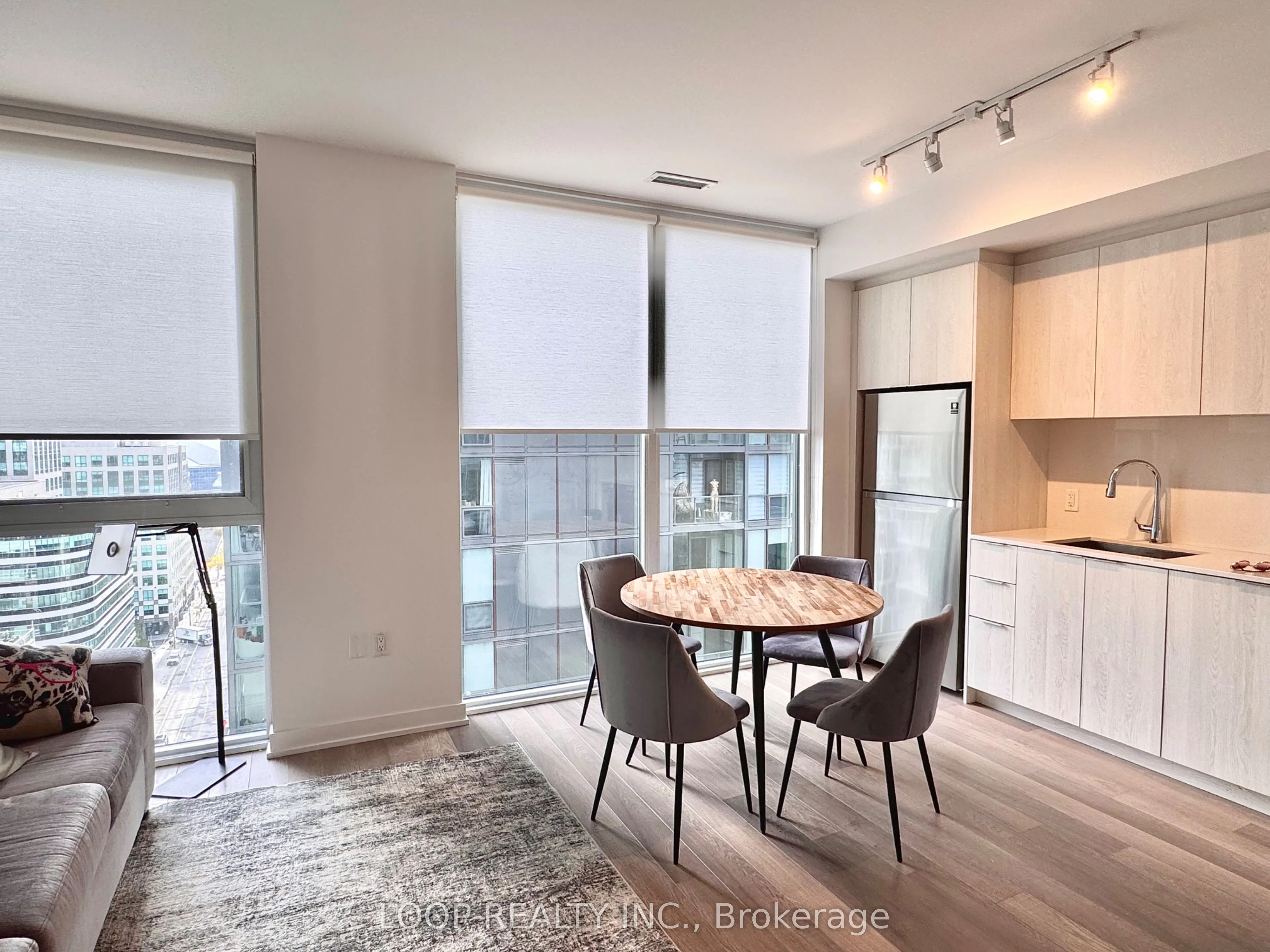 357 King Street W, #1308