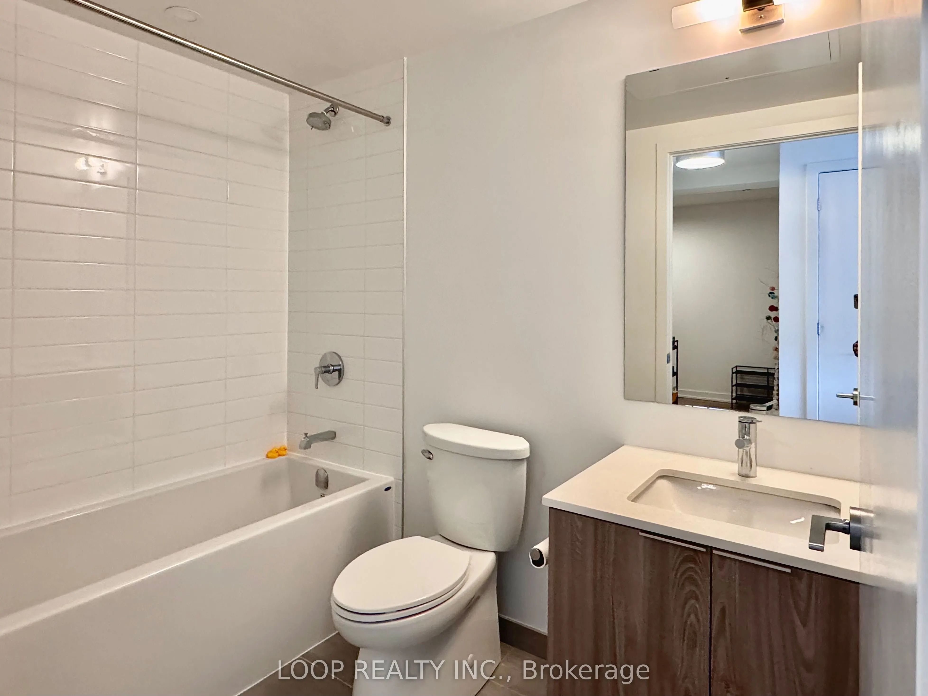 357 King Street W, #1308