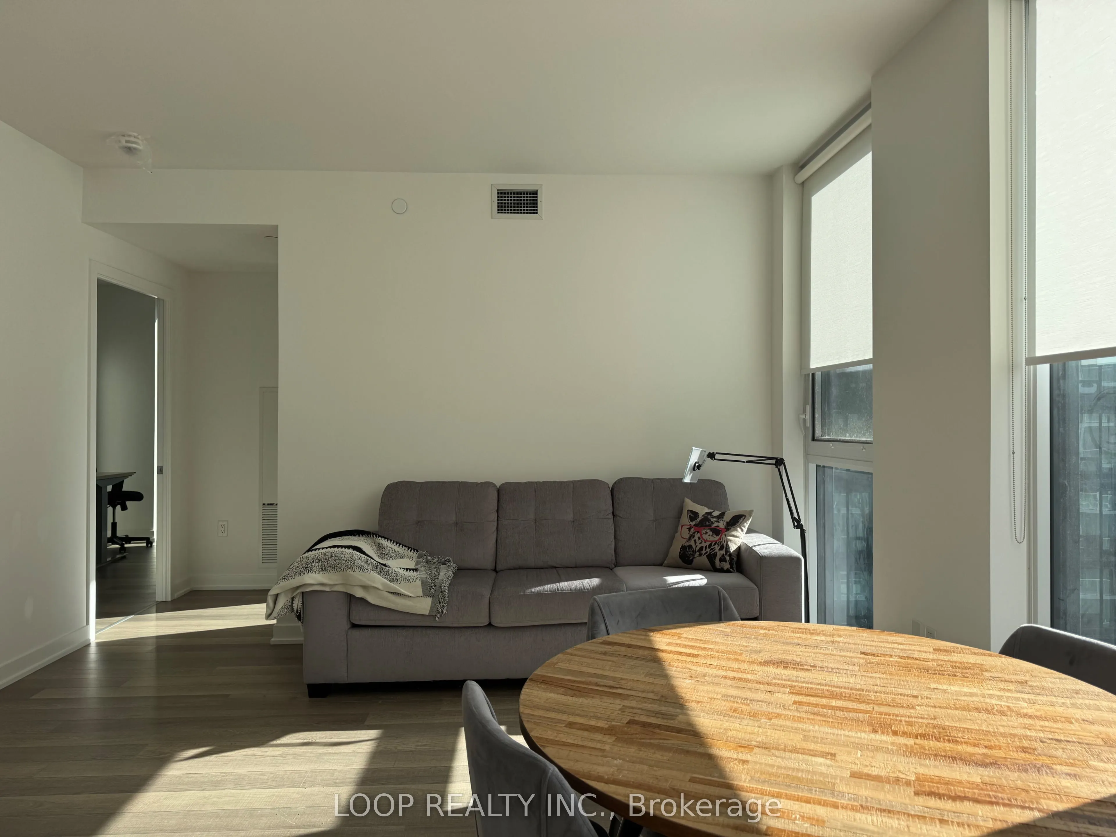 357 King Street W, #1308