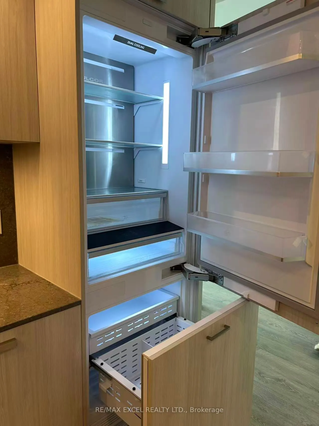 115 Denison Avenue, #811