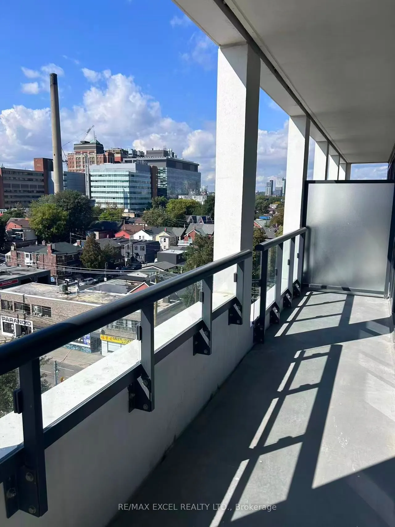 115 Denison Avenue, #811