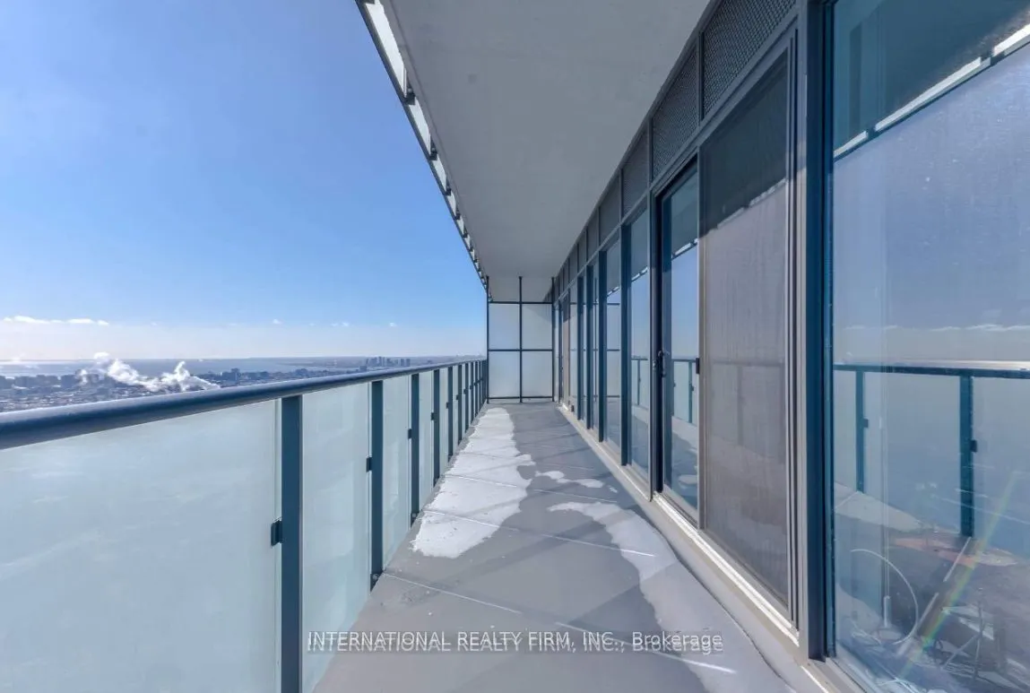 1080 Bay Street N, #4901