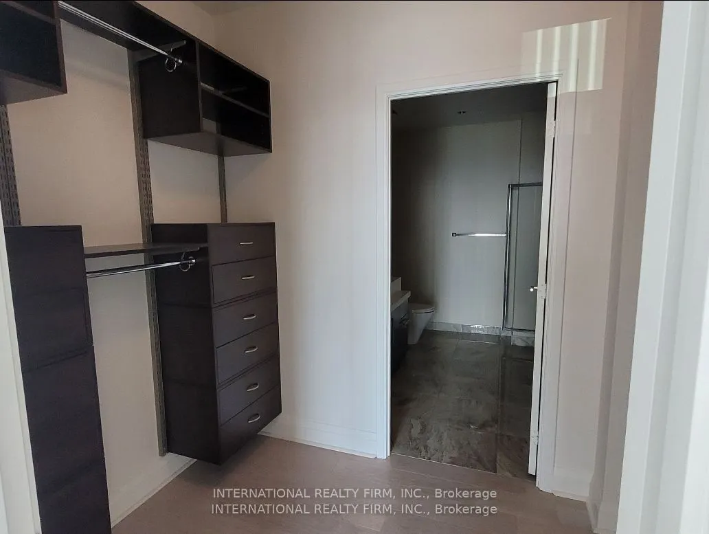 1080 Bay Street N, #4901