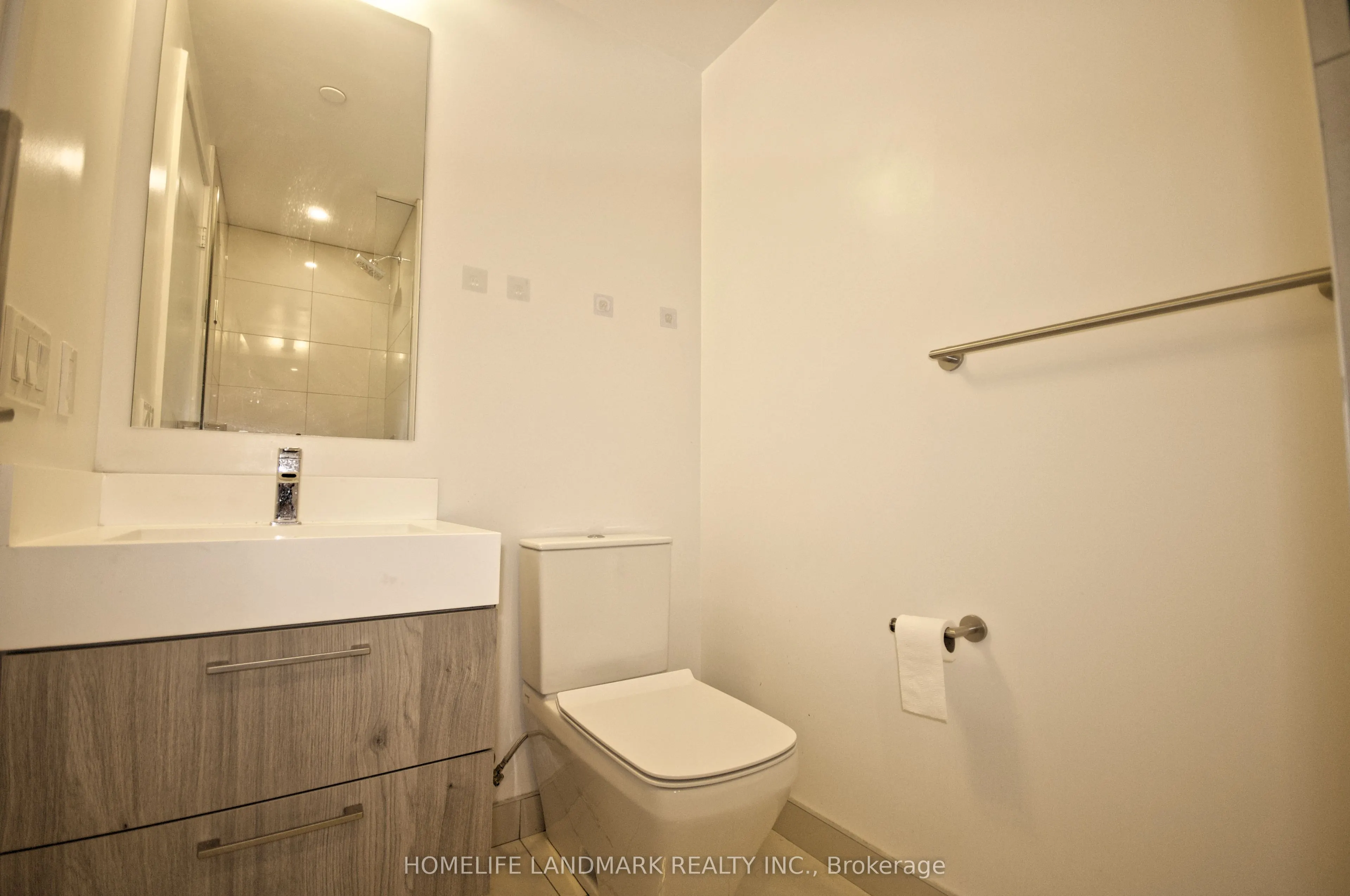 1 Yorkville Avenue, #1902