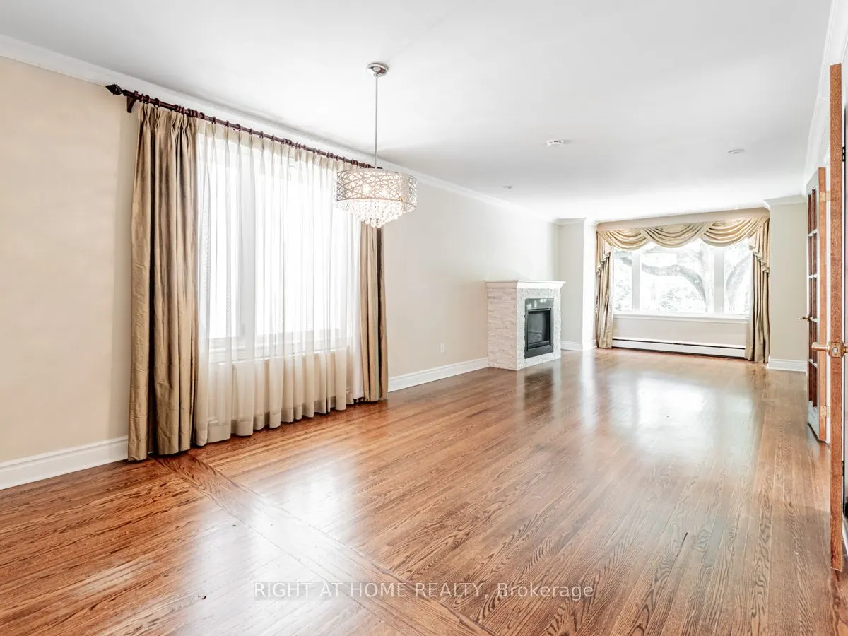 219 Briar Hill Avenue