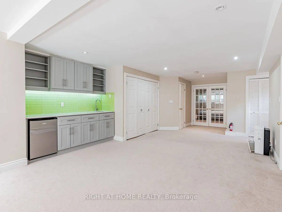 219 Briar Hill Avenue