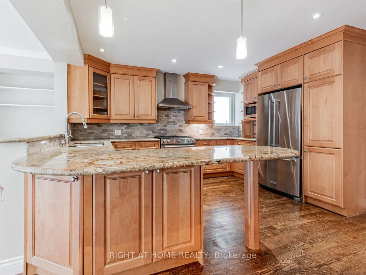 219 Briar Hill Avenue