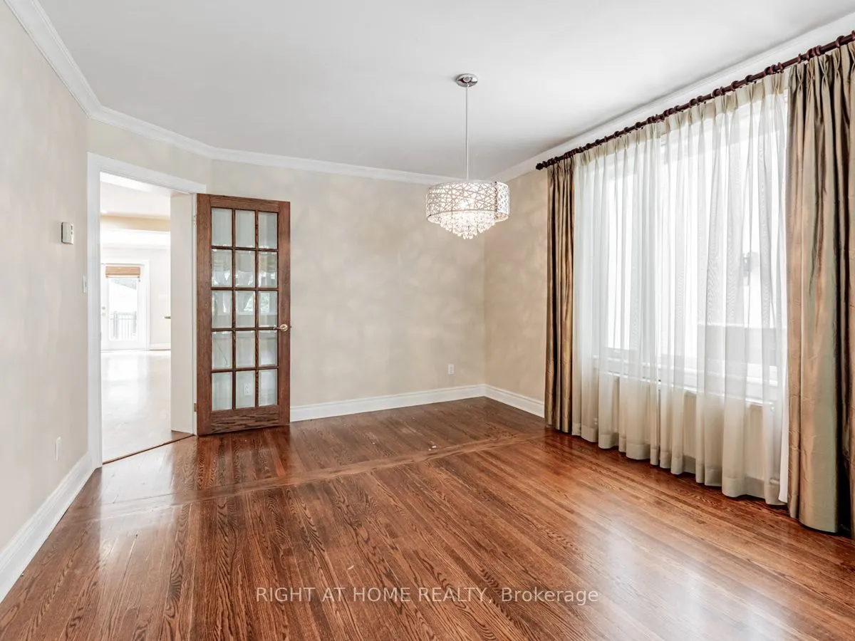 219 Briar Hill Avenue