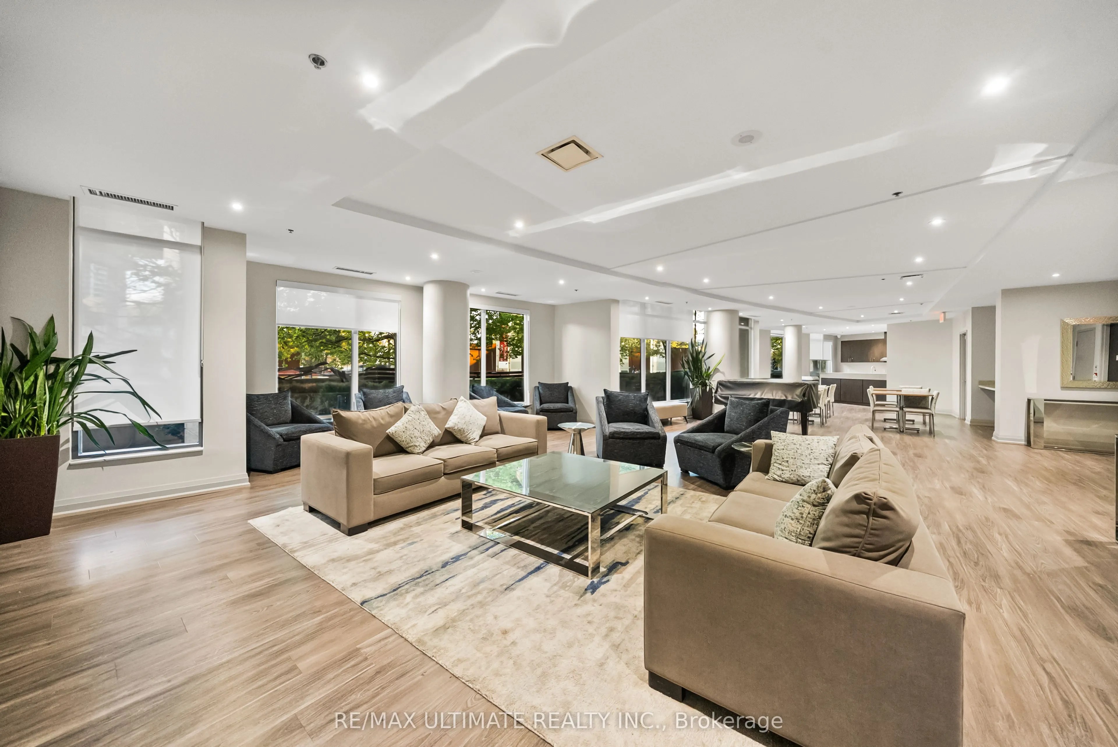 231 Fort York Boulevard, #1222