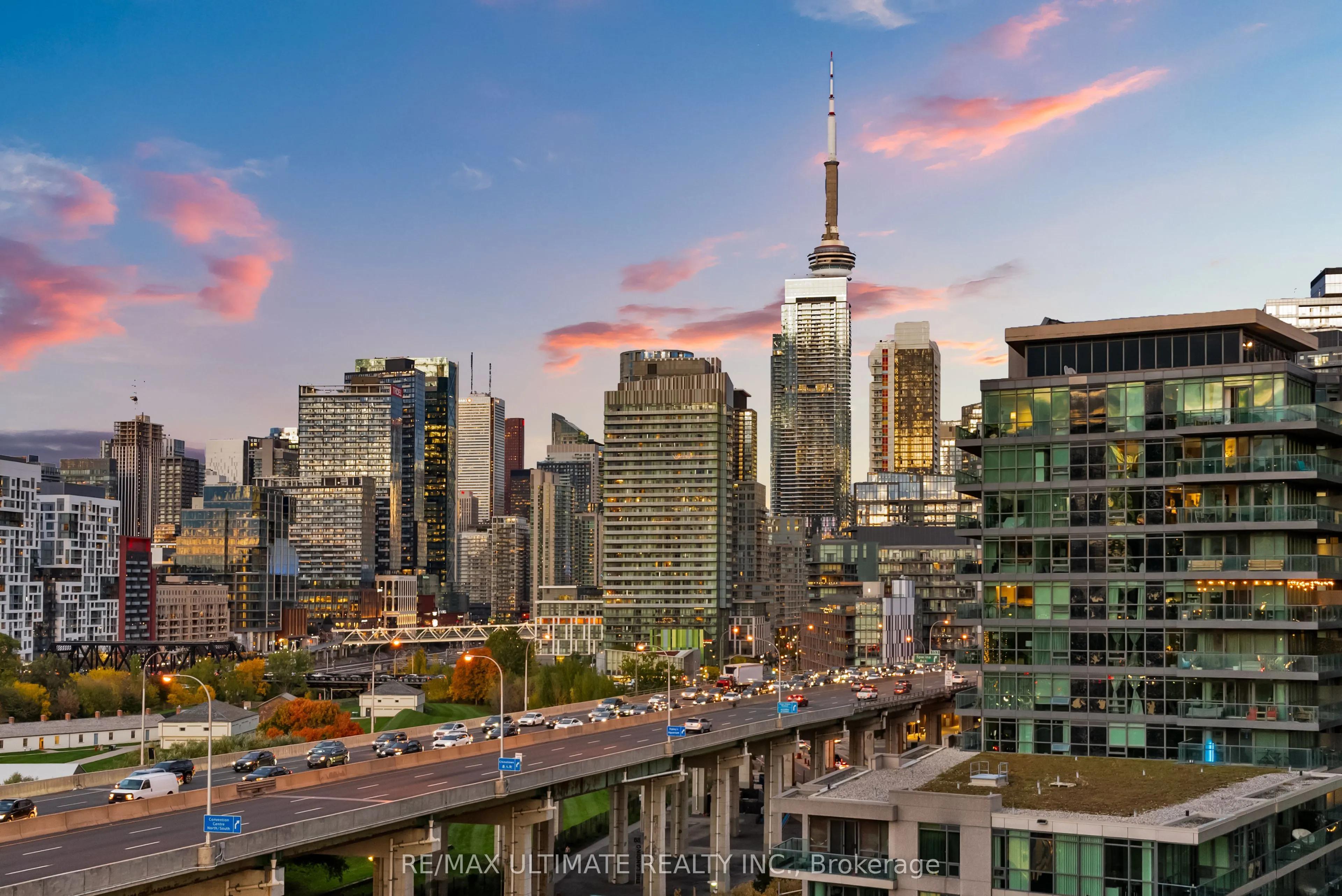 231 Fort York Boulevard, #1222