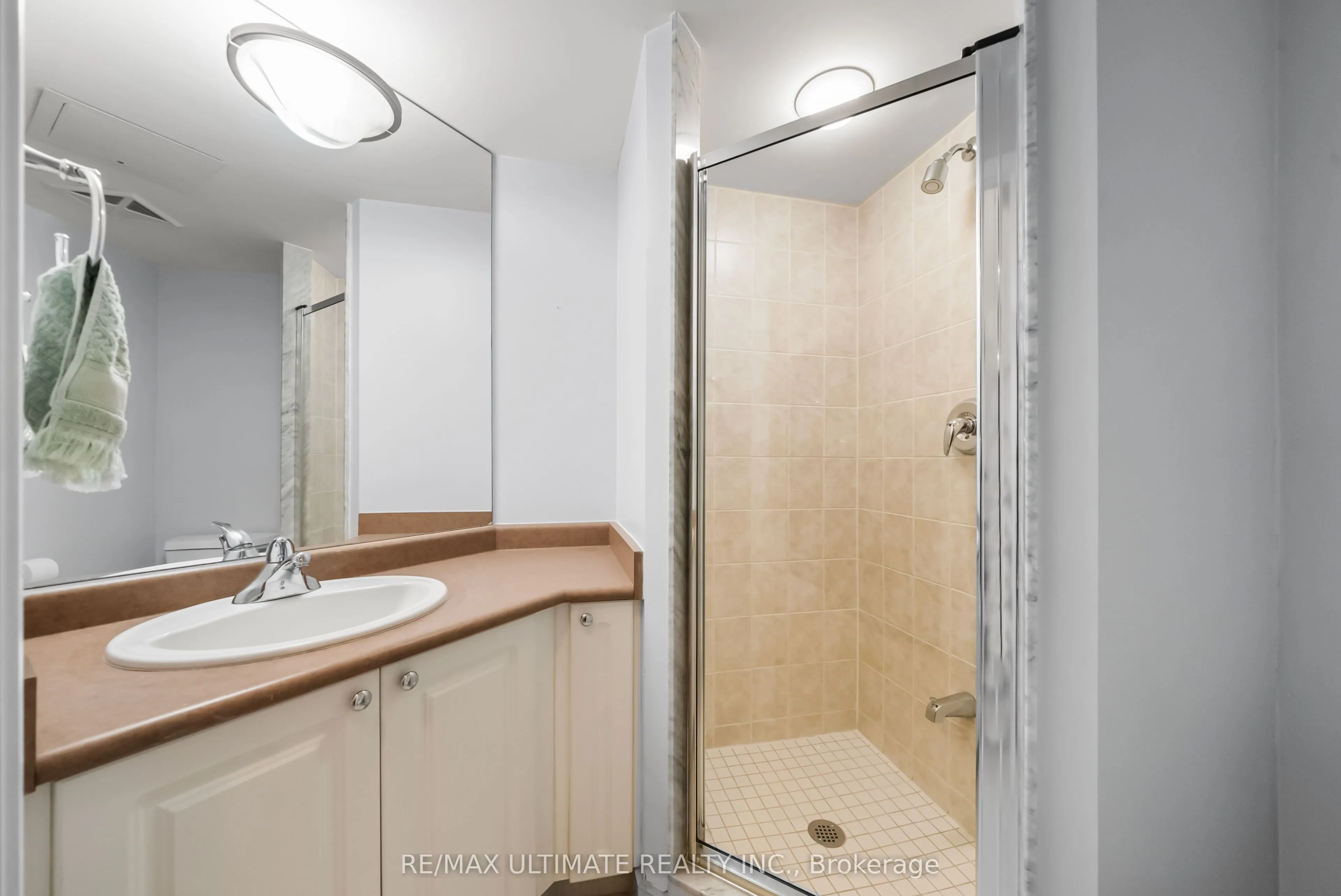 231 Fort York Boulevard, #1222