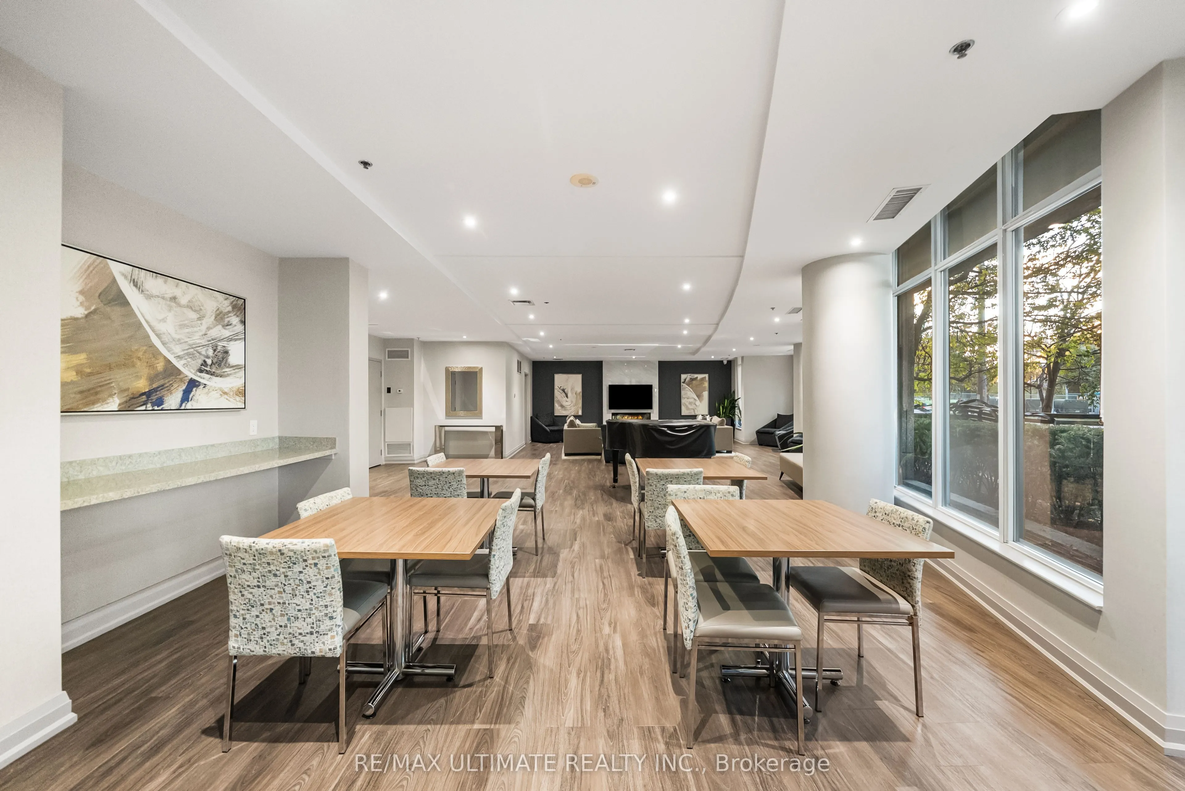 231 Fort York Boulevard, #1222