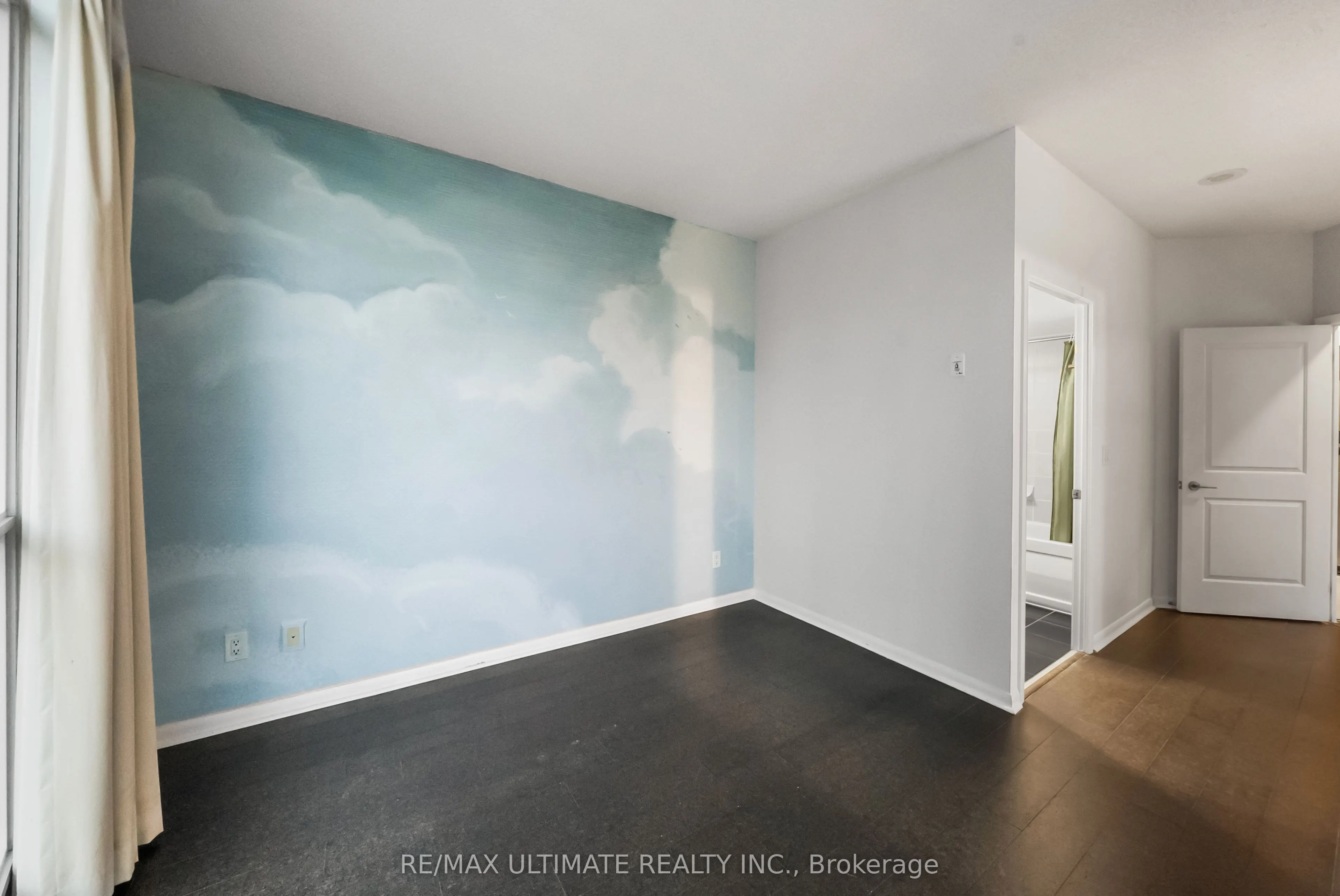 231 Fort York Boulevard, #1222