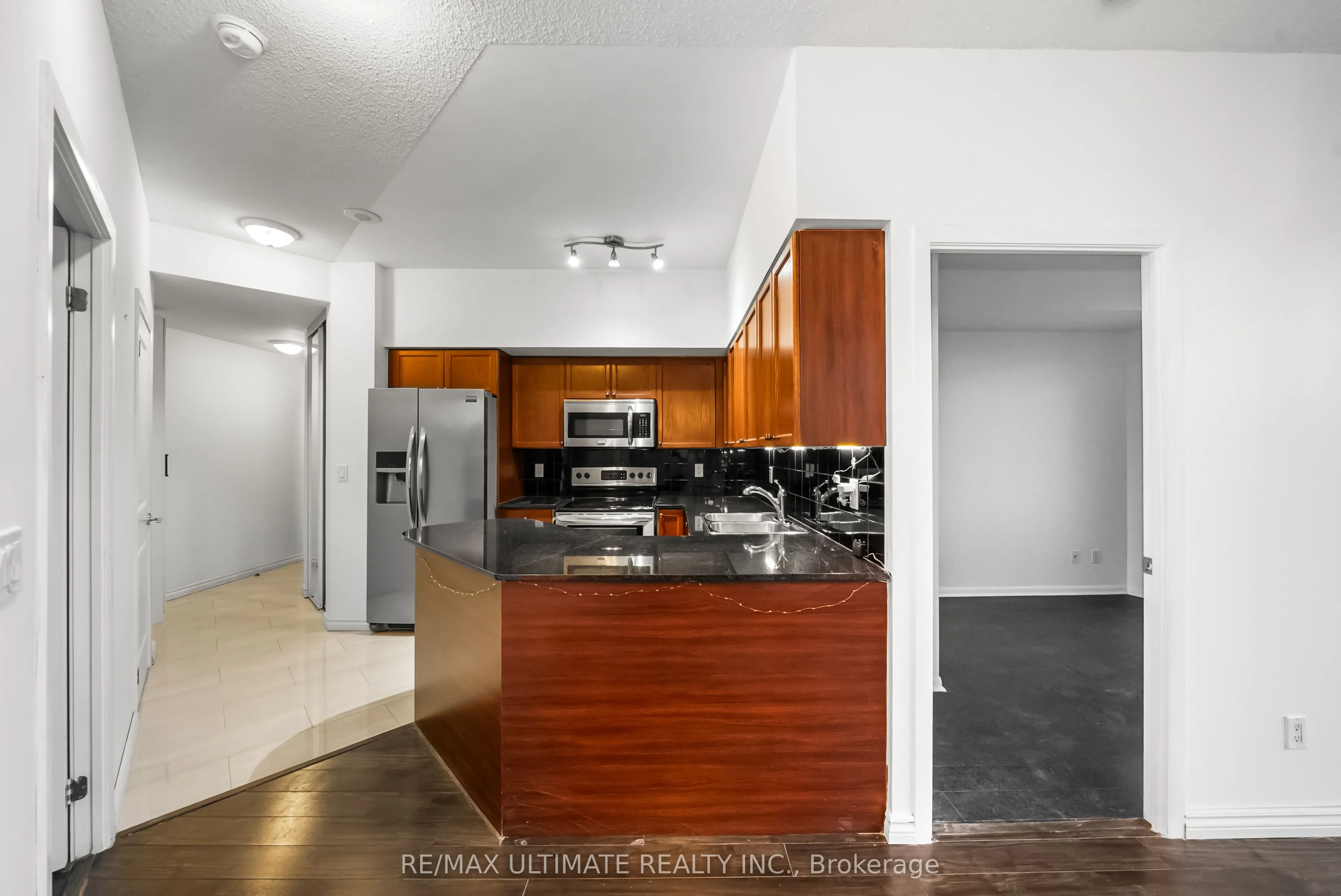 231 Fort York Boulevard, #1222