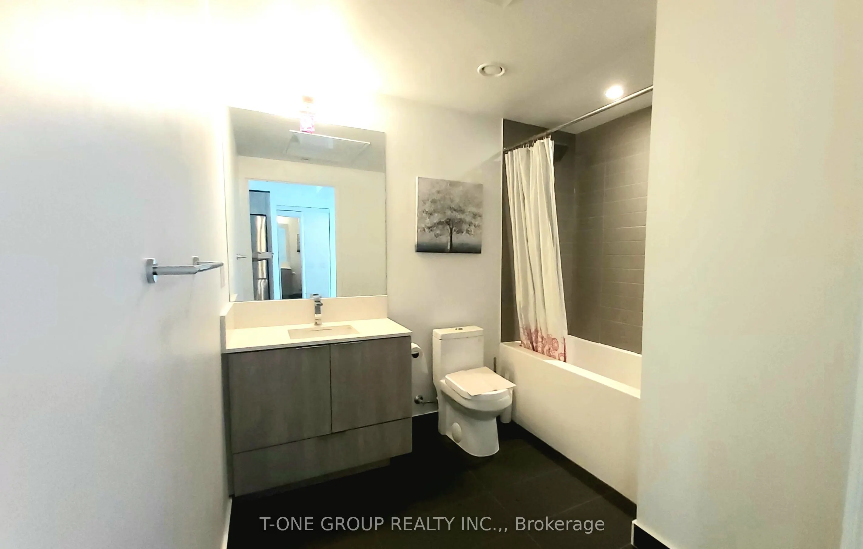 181 Dundas Street E, #4902