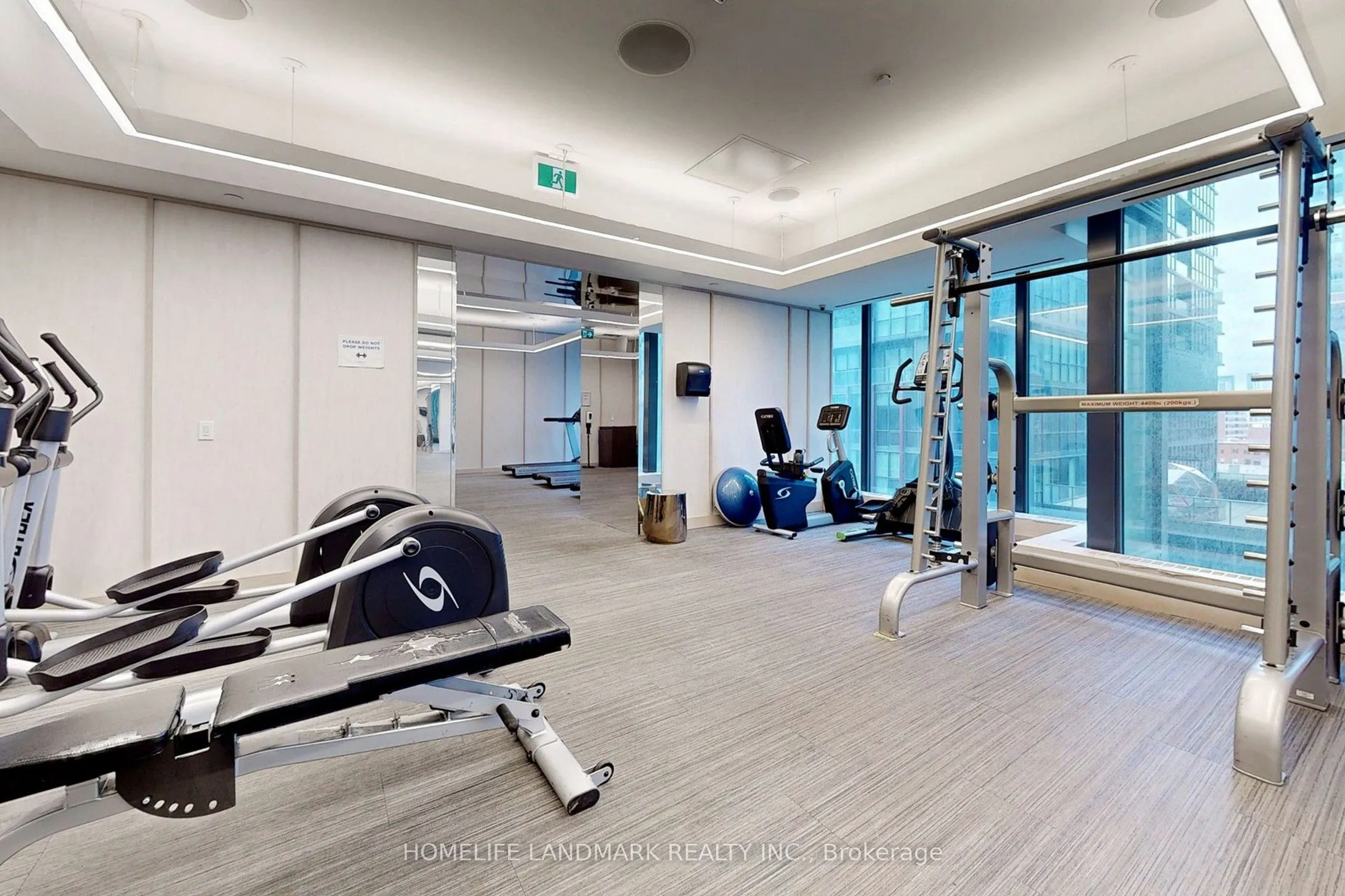 125 Blue Jays Way, #1602