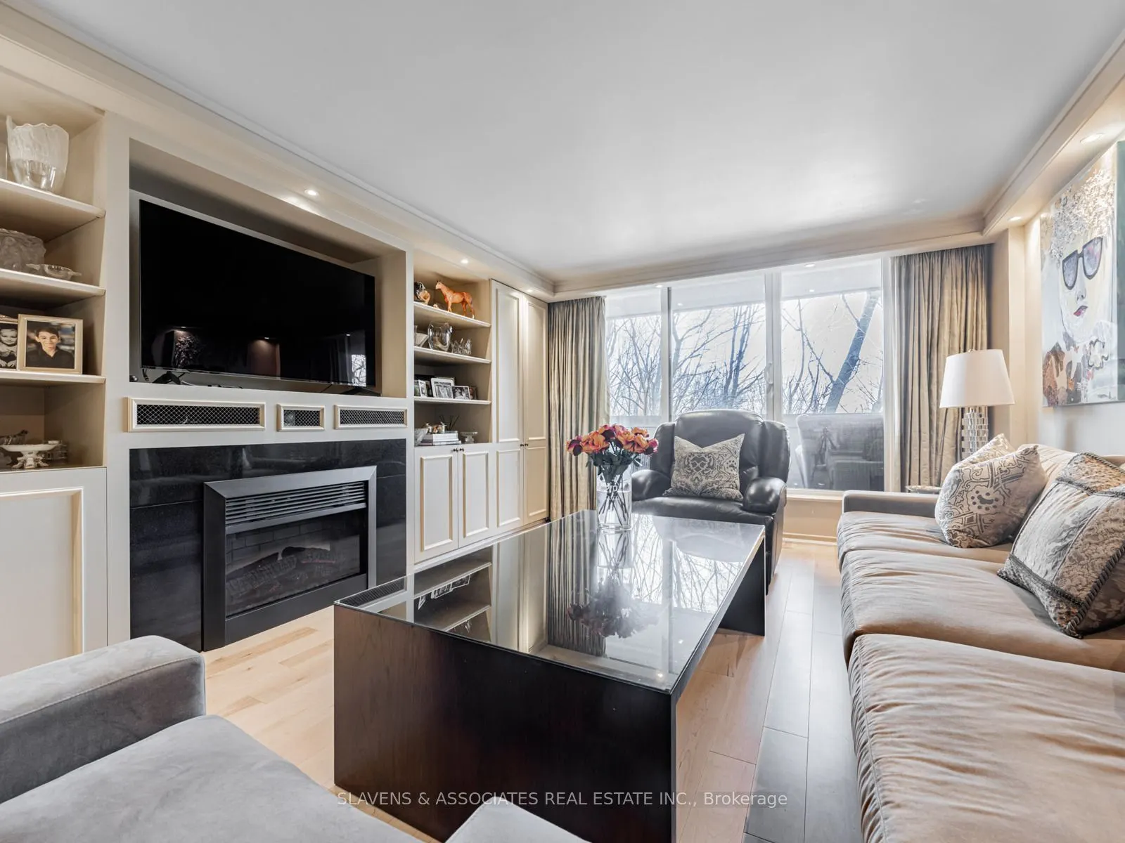 360 Bloor Street E, #106