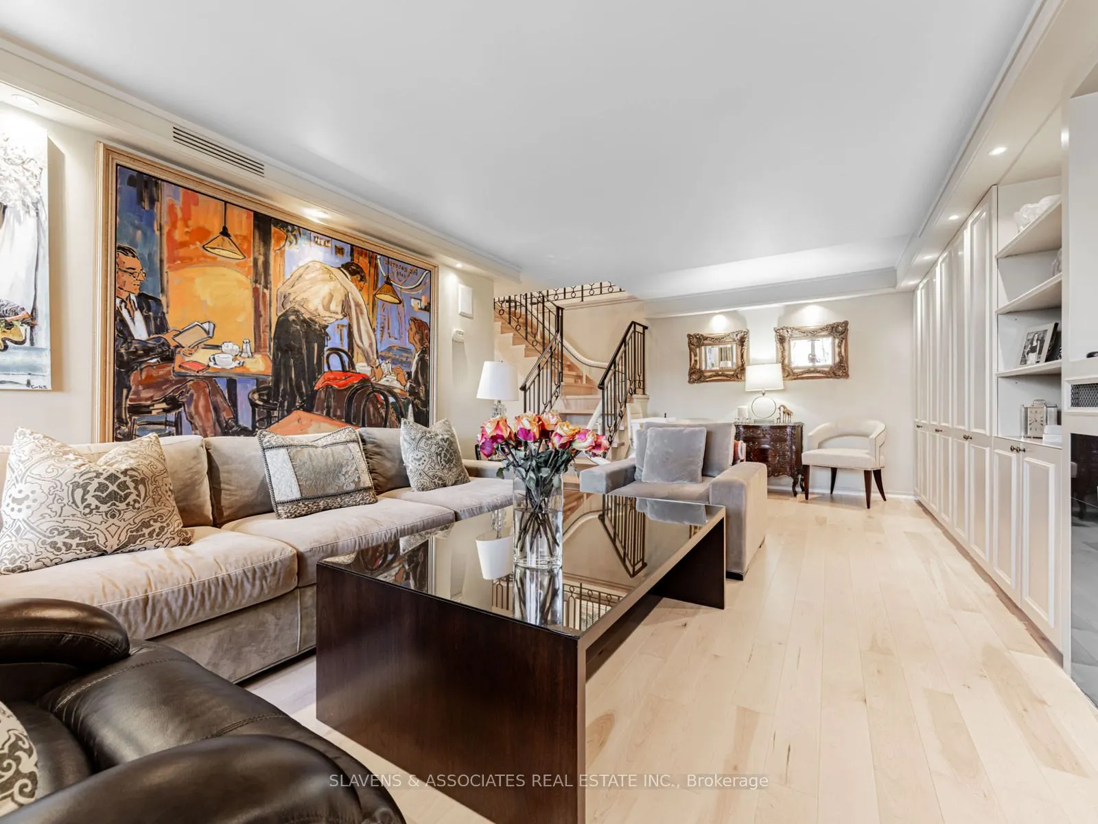 360 Bloor Street E, #106