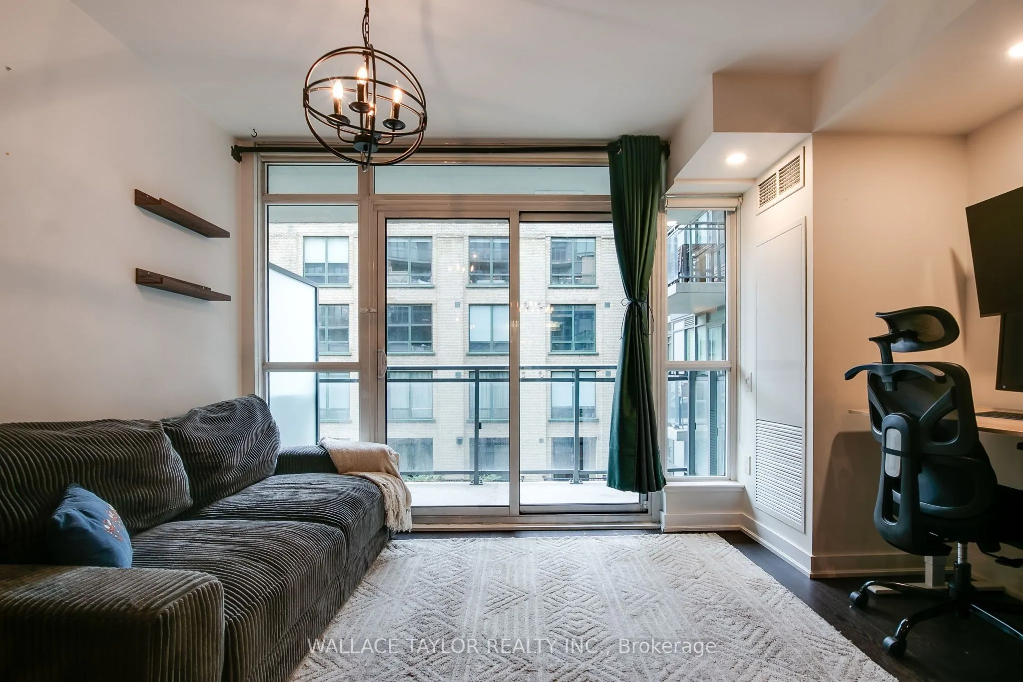 775 King Street W, #412