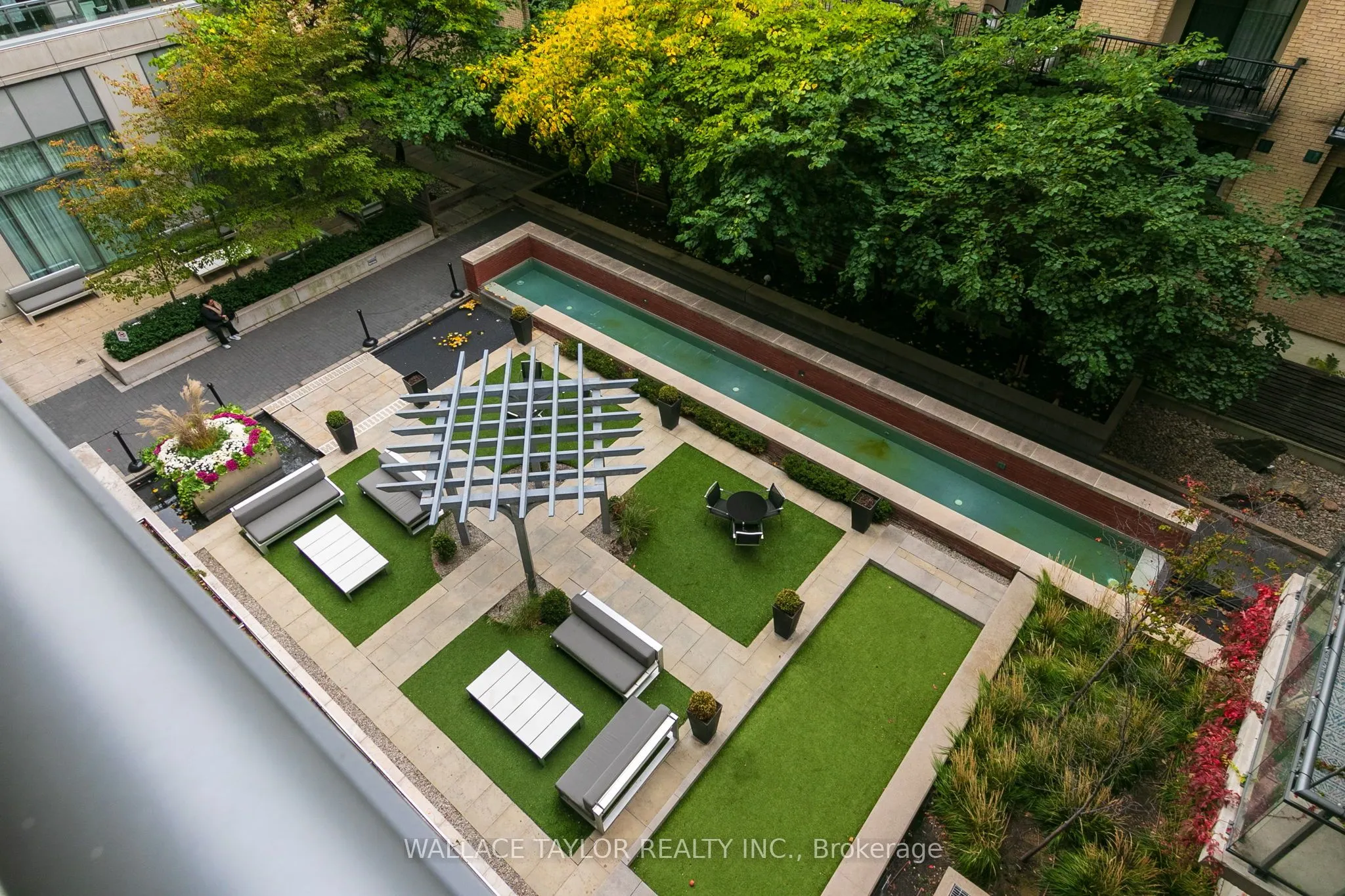 775 King Street W, #412