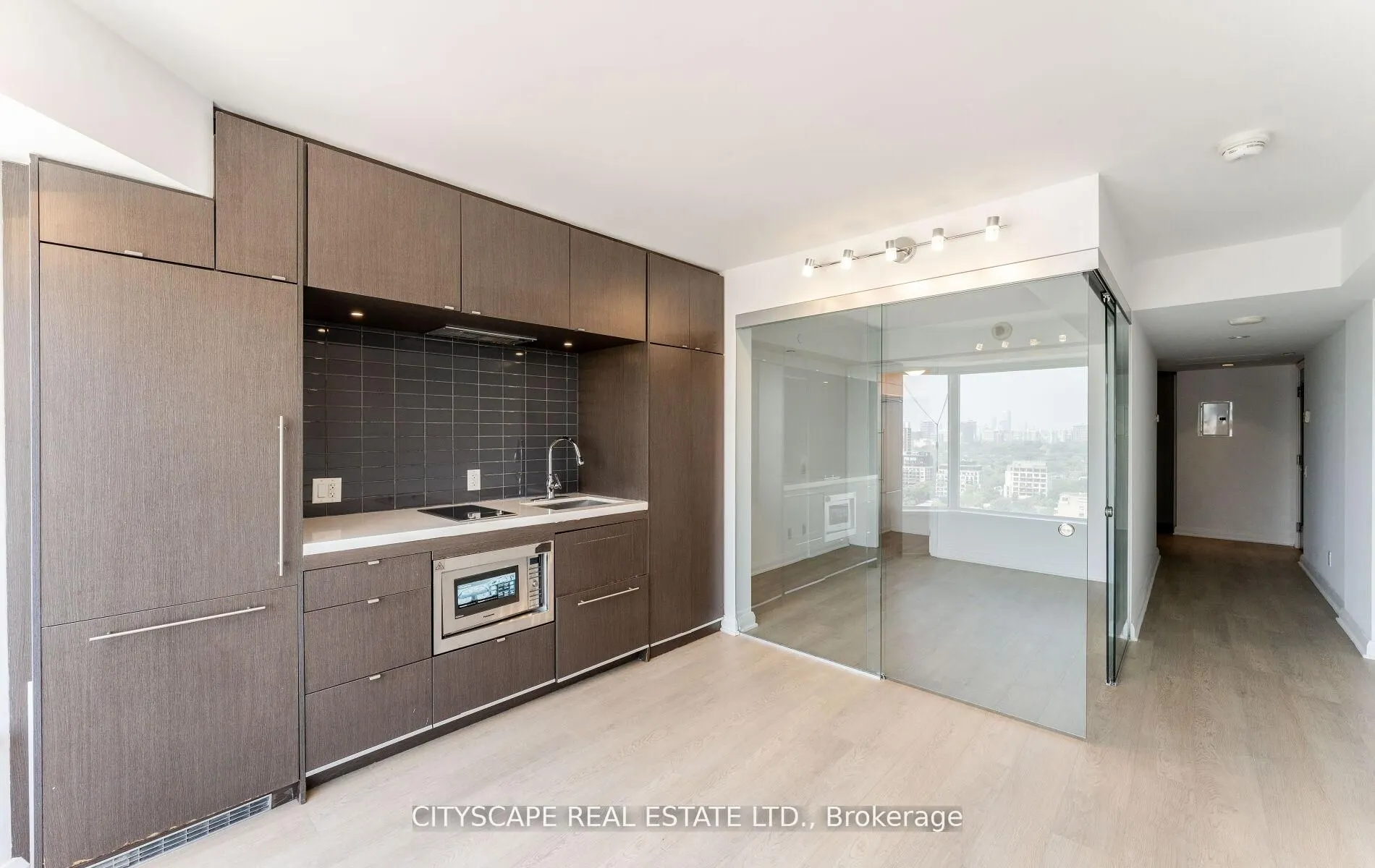 155 Yorkville Avenue, #2120