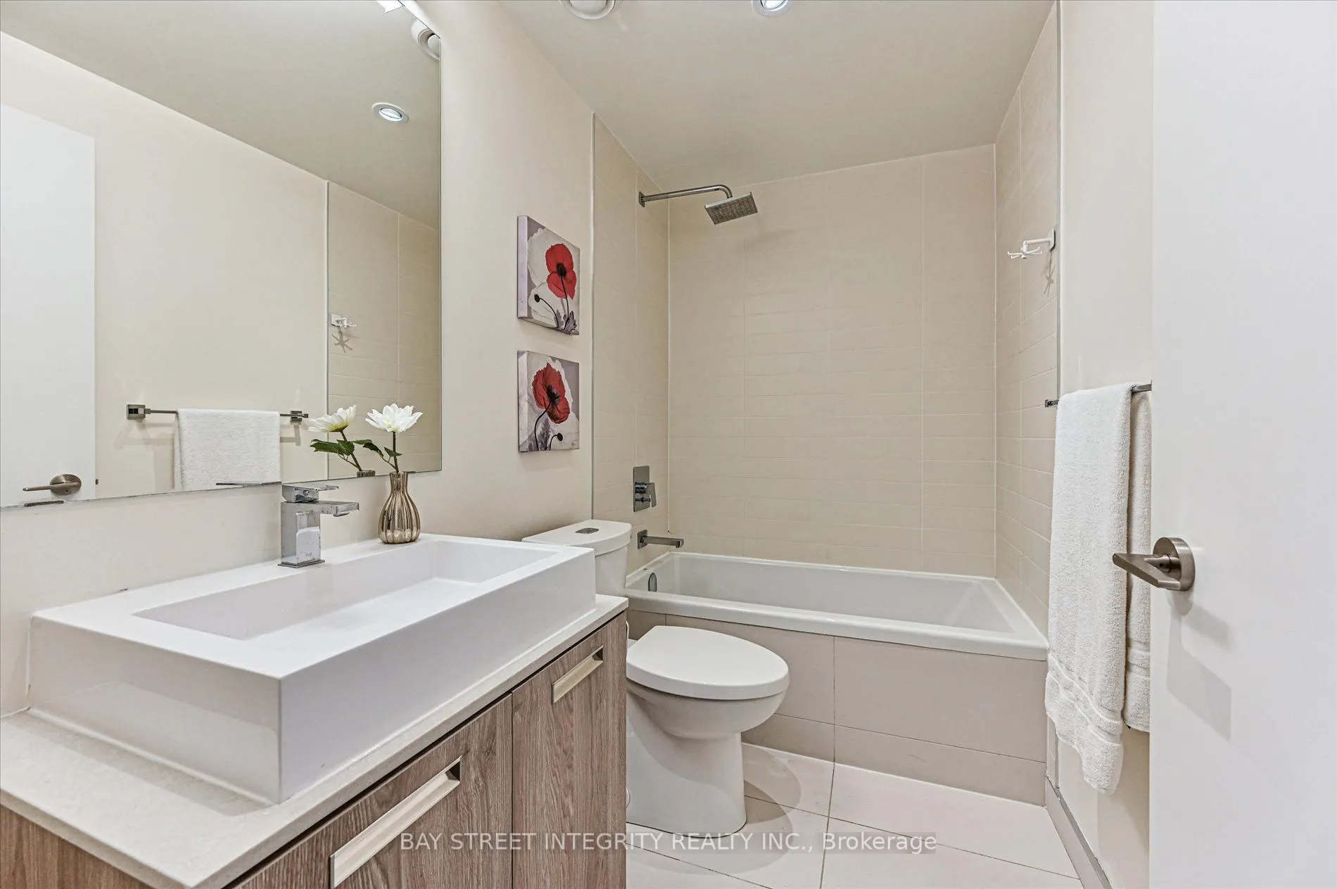 2A Church Street, #702