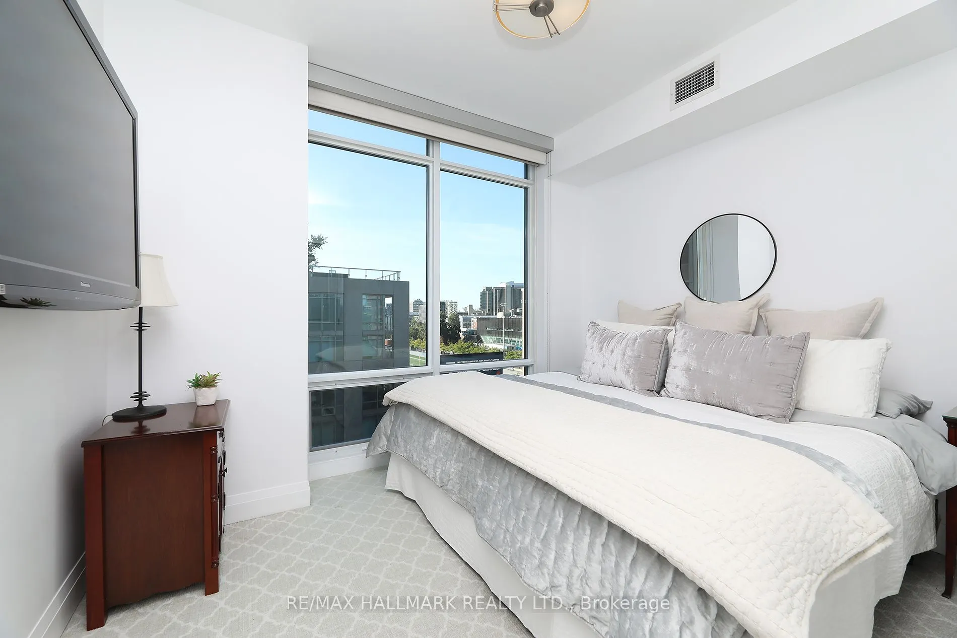 1 Bedford Road, #611