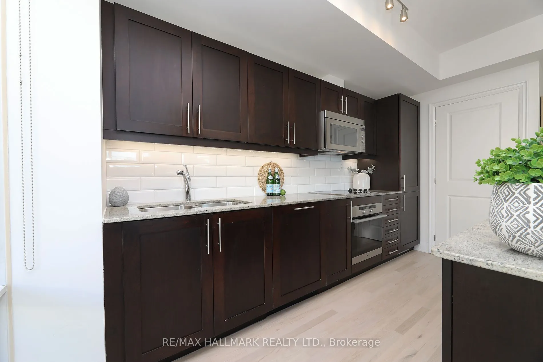 1 Bedford Road, #611