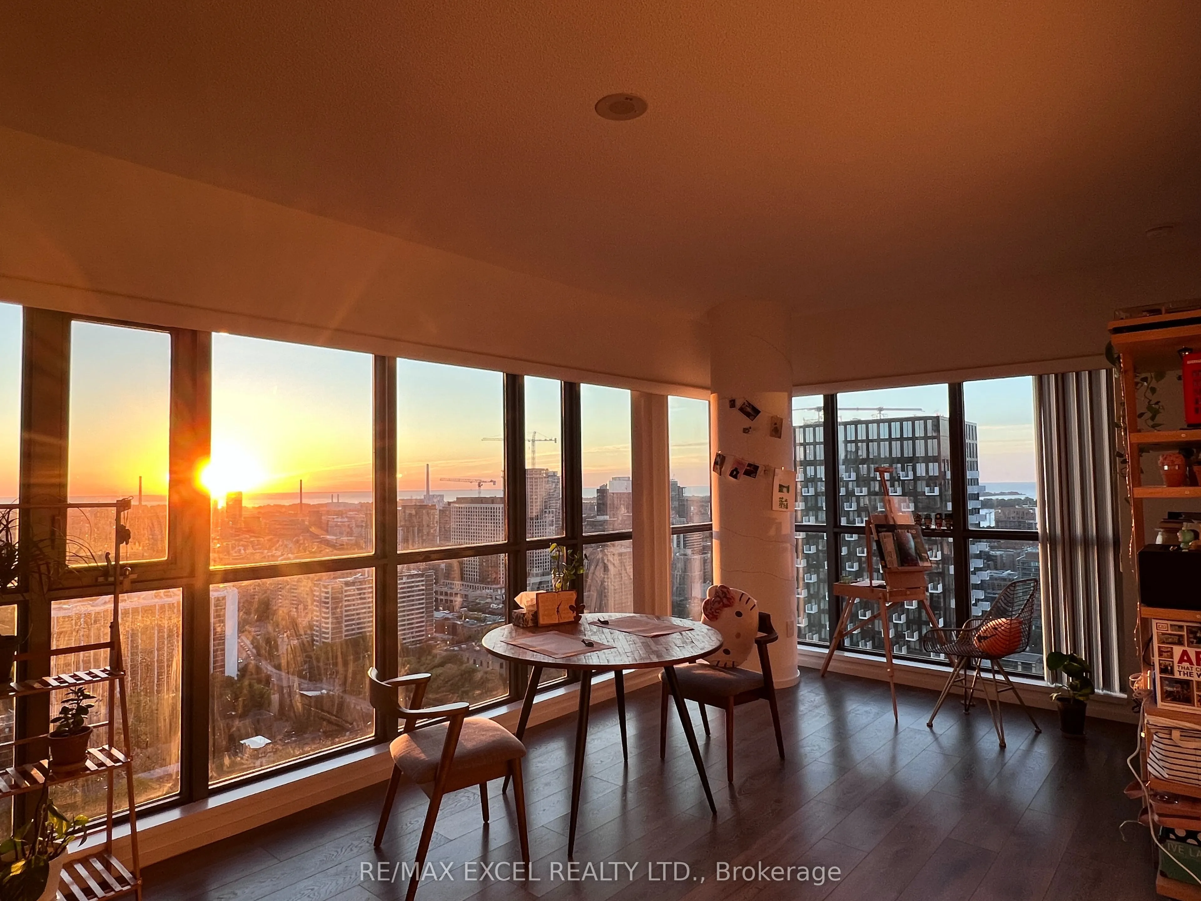 159 Dundas Street E, #3105