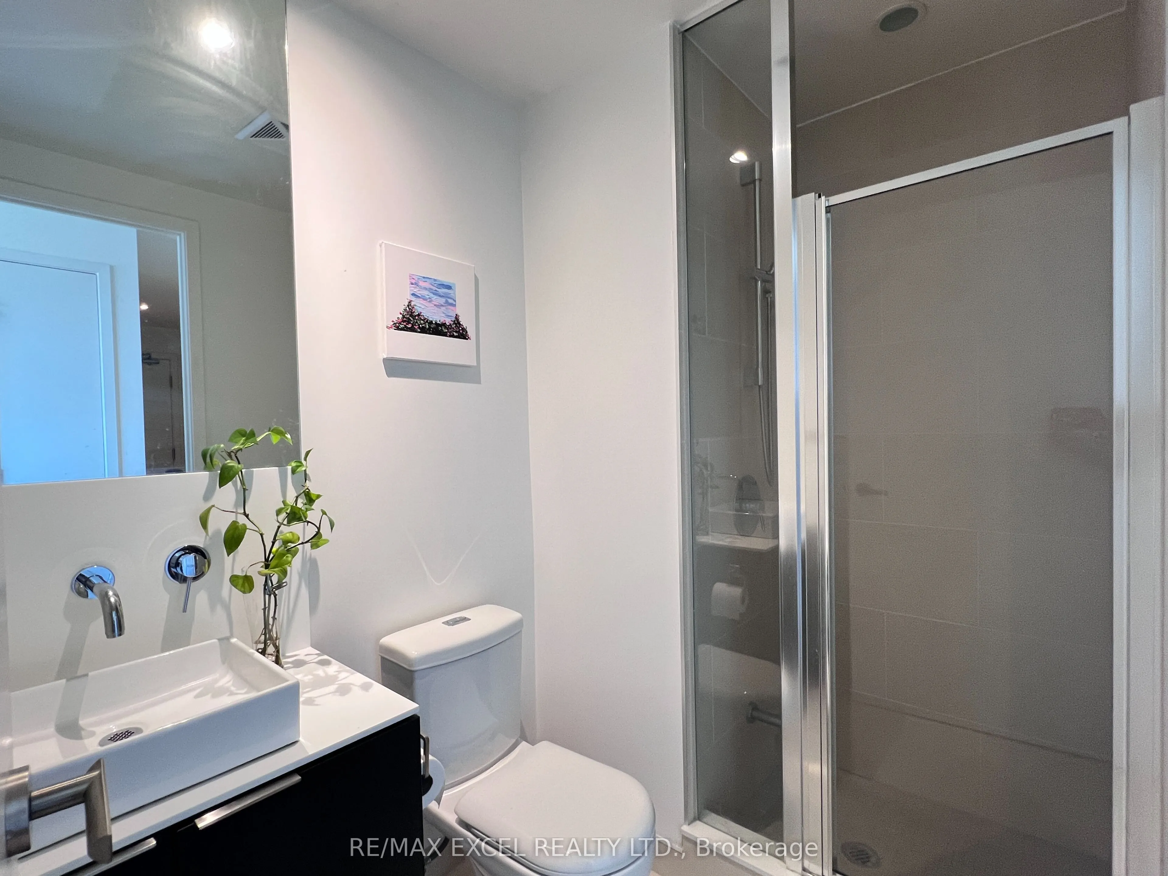 159 Dundas Street E, #3105